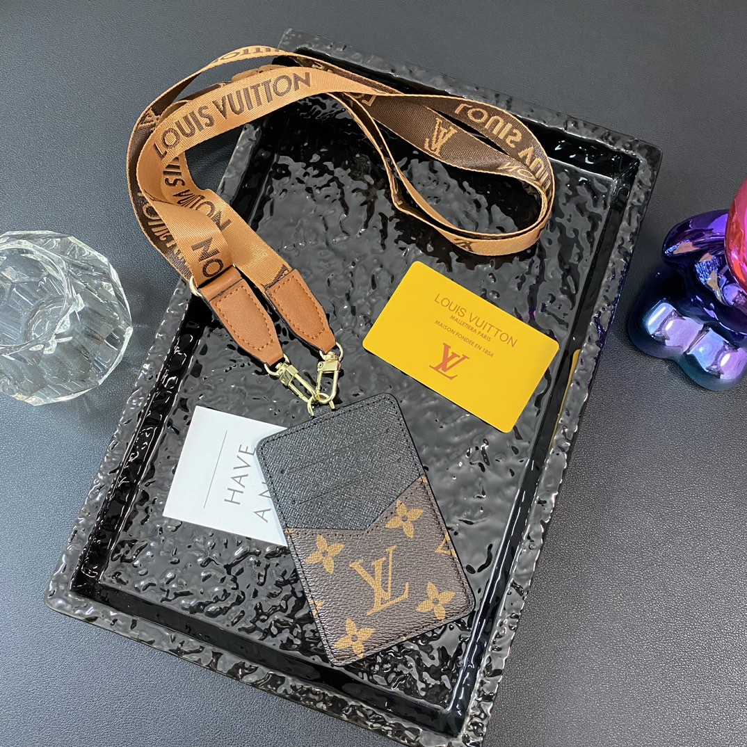 LV + Gucci Lanyard - Comprehensive 6