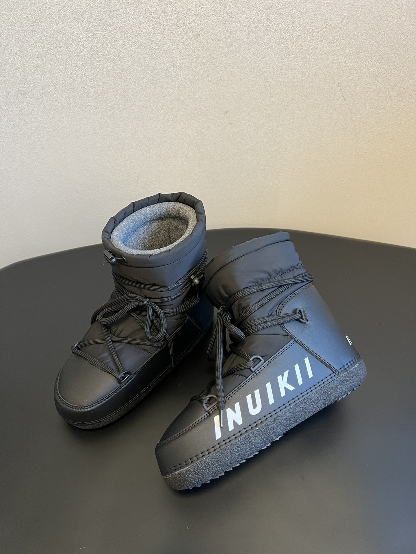 INUIKL*24/新款防水多巴胺新配色厚雪地靴超级厚防水多巴胺新配色雪地靴!这款颜色真的超级多彩!搭配