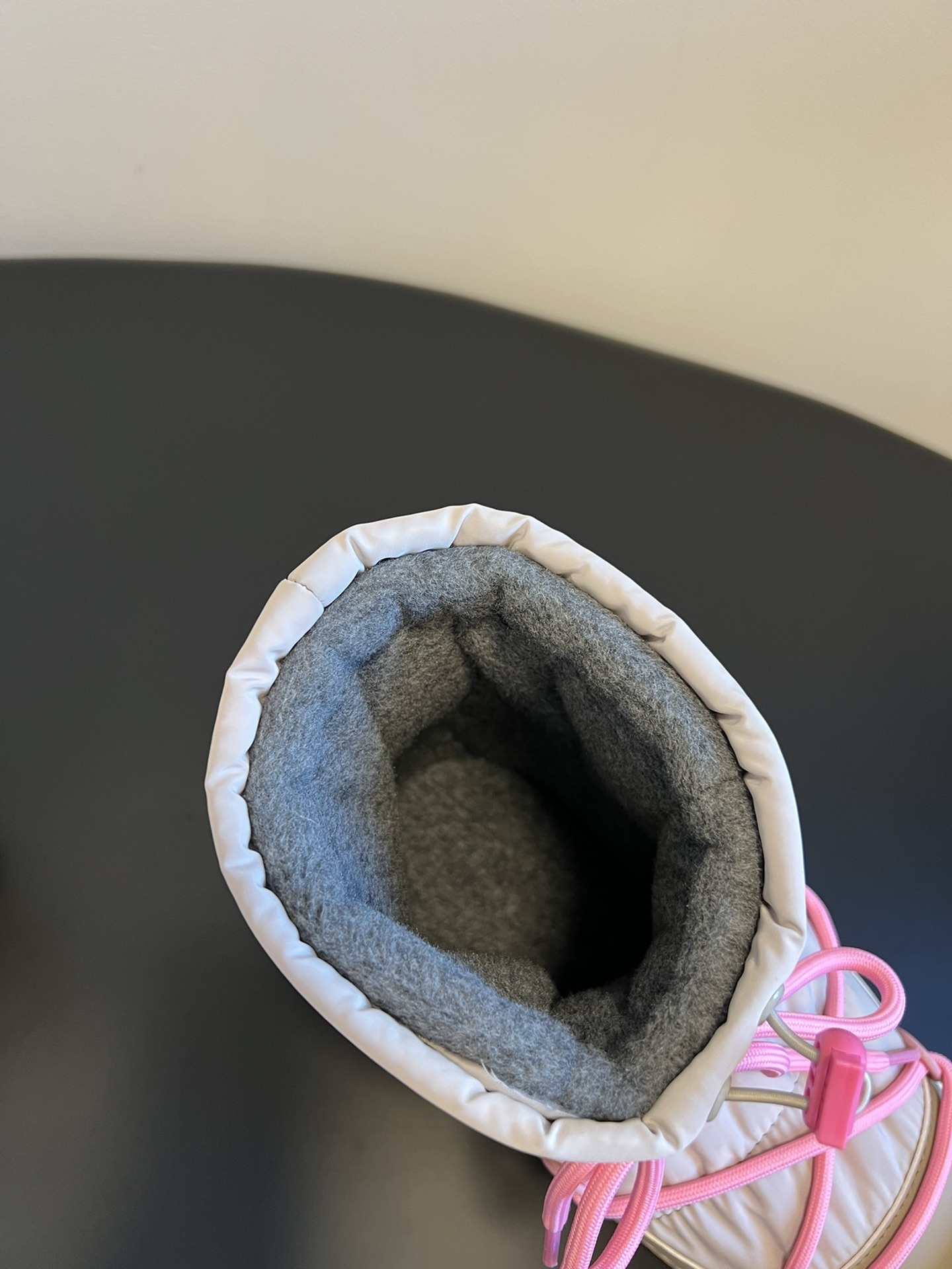INUIKL*24/新款防水多巴胺新配色厚雪地靴超级厚防水多巴胺新配色雪地靴!这款颜色真的超级多彩!搭配