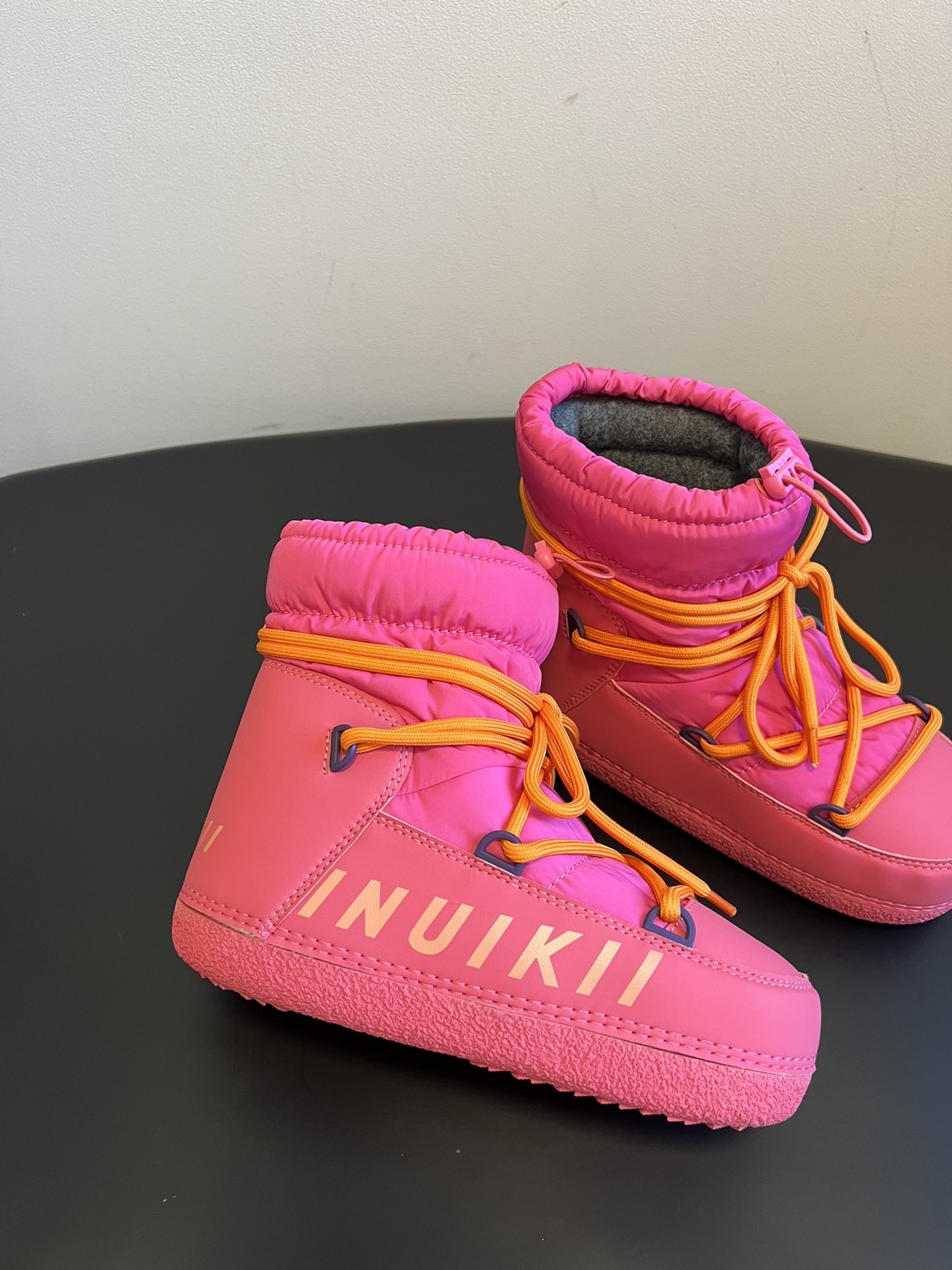 INUIKL*24/新款防水多巴胺新配色厚雪地靴超级厚防水多巴胺新配色雪地靴!这款颜色真的超级多彩!搭配