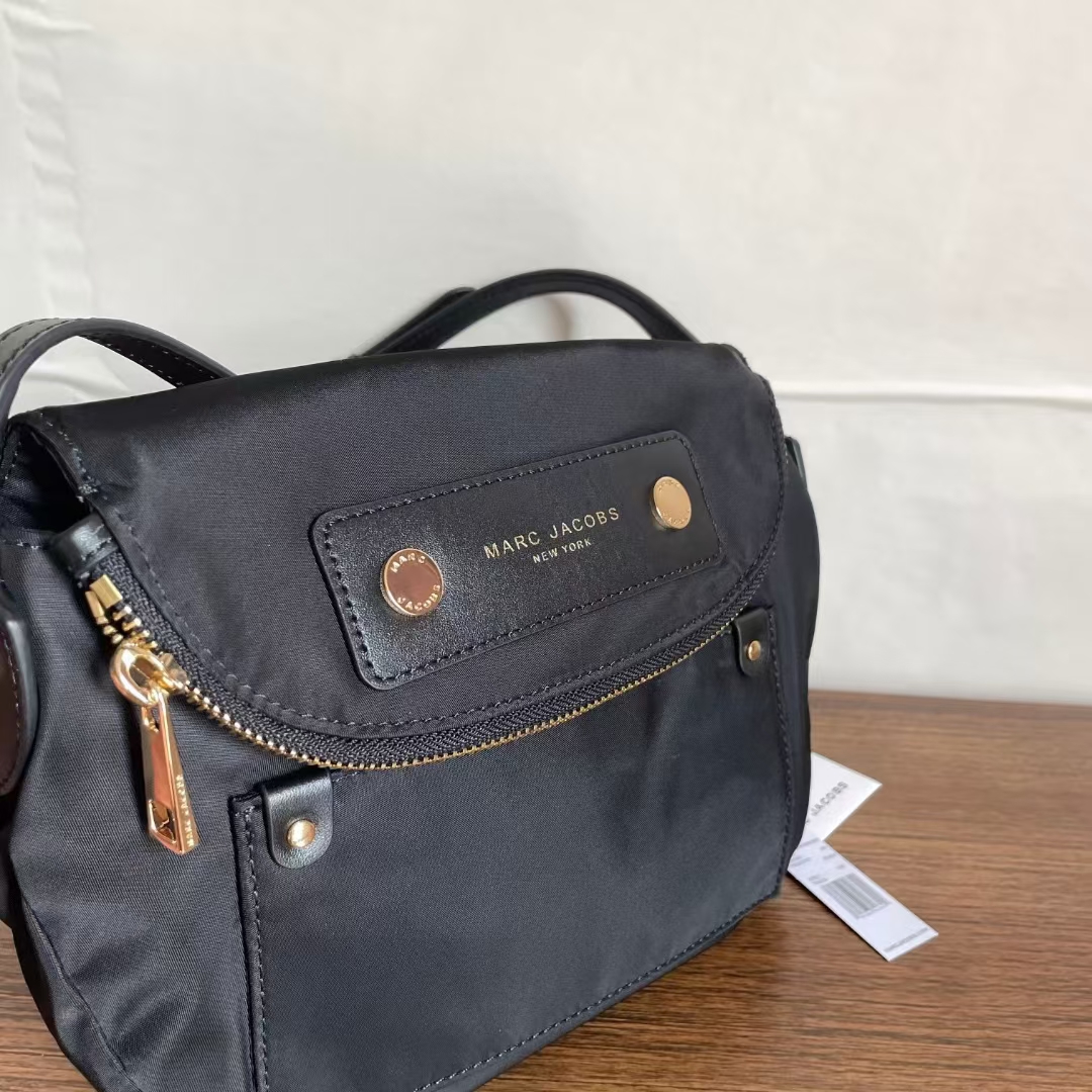 Marc Jacobs ～Marc jacobs 又好用尼龙包