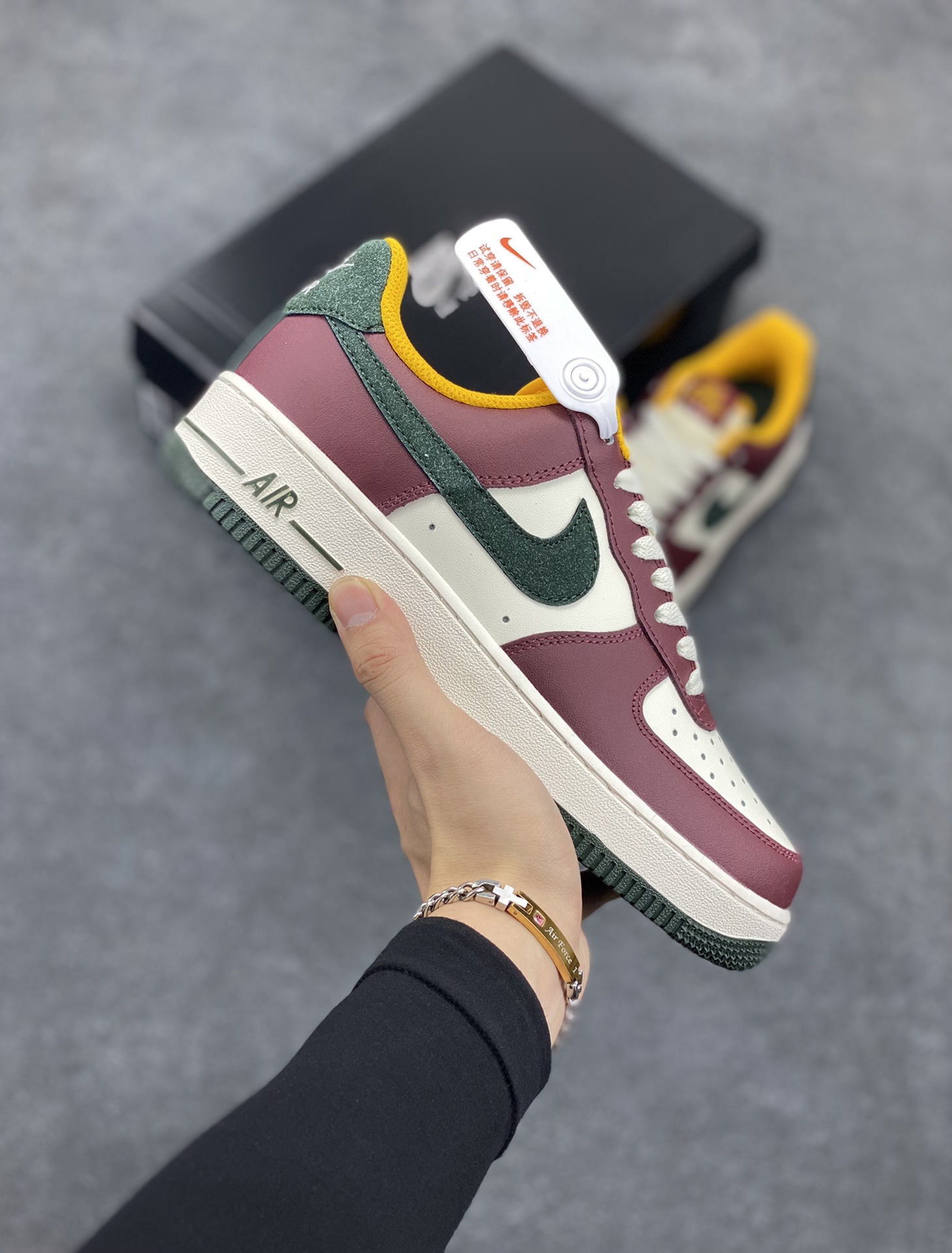 Nike Air Force 1 Low 07 米红 原楦头原纸板 打造纯正低帮空军版型专注外贸渠道 全掌内置蜂窝气垫 原盒配件 原厂中底钢印、拉帮完美 货号：HQ3612-113 尺码：36 36.5 37.5 38 38.5 39 40 40.5 41 42 42.5 43 44 44.5 45-选品中心