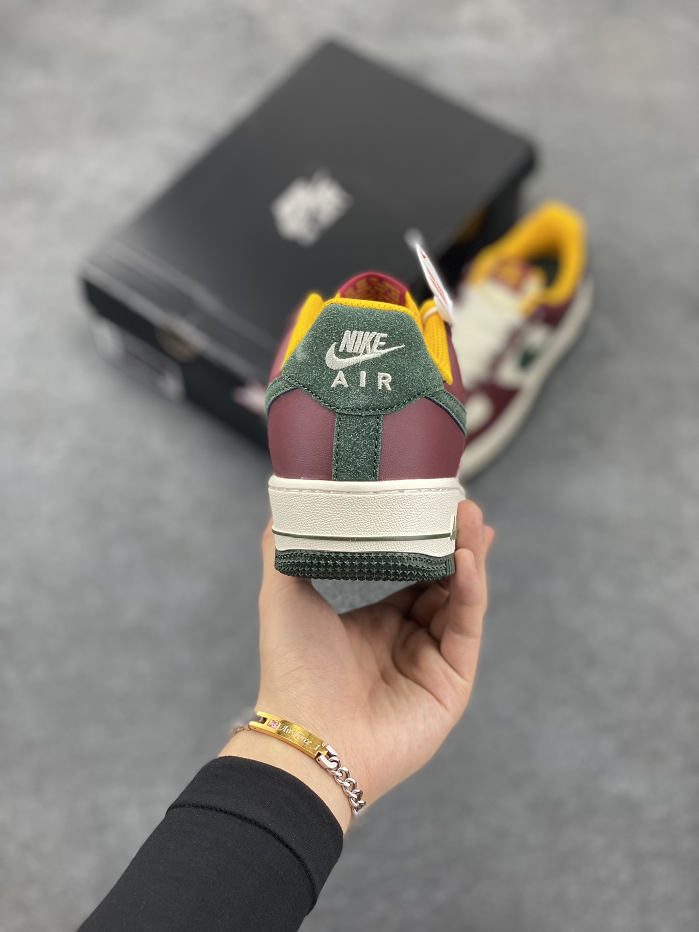 图片[4]-Nike Air Force 1 Low 07 米红 原楦头原纸板 打造纯正低帮空军版型专注外贸渠道 全掌内置蜂窝气垫 原盒配件 原厂中底钢印、拉帮完美 货号：HQ3612-113 尺码：36 36.5 37.5 38 38.5 39 40 40.5 41 42 42.5 43 44 44.5 45-选品中心