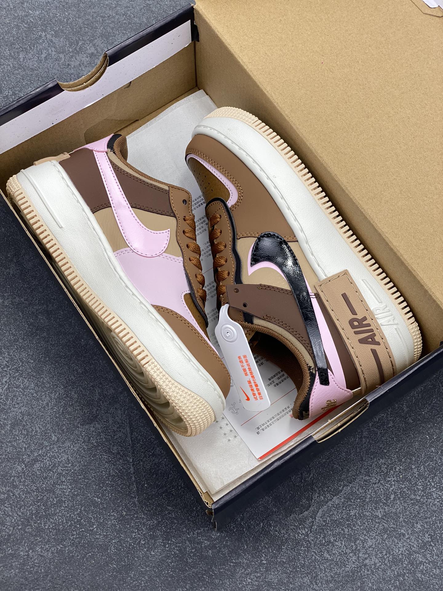 图片[9]-NK Air Force 1 Shadow 轻量增高低帮百搭板鞋\”拼接马卡龙\” 全新少女系解构主义设计双层轻量EVA发泡中底+防滑RB橡胶外圈底鞋底 原楦头原纸板 打造纯正空军版型 专注外贸渠道 全掌内置蜂窝气垫 原盒配件 原厂中底钢印、拉帮完美 货号： DZ1847-200 尺码：35.5 36 36.5 37.5 38 38.5 39 40 40.5 41 42-选品中心