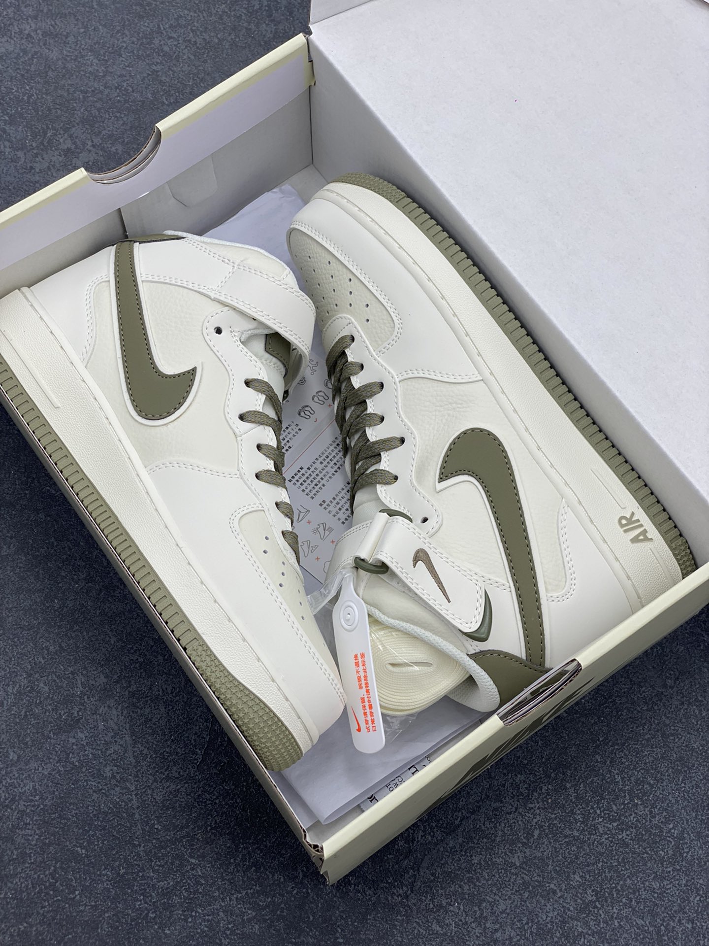 图片[9]-Nike Air Force 1 MID 米绿勾 满天星中帮空军一号休闲板鞋 客供高亮3m反光 定制头成皮料 定制鞋盒 原楦原纸板 纯正版型 内置全掌气垫 货号：SH0235-577 尺码：36 36.5 37.5 38 38.5 39 40 40.5 41 42 42.5 43 44 44.5 45-选品中心