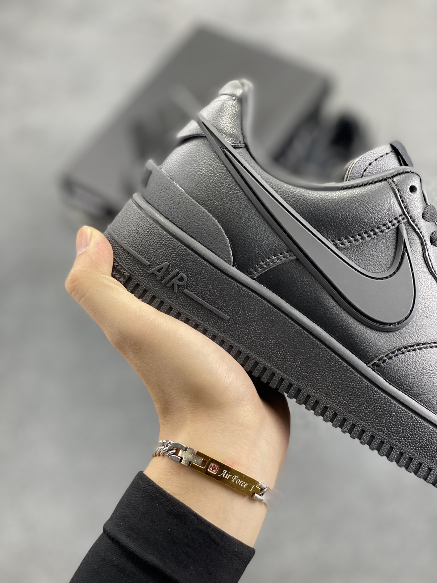 图片[6]-福利特价 Nike Air Force 1 Low AMBUSH联名 原楦头原纸板 打造纯正空军版型 专注外贸渠道 全掌内置蜂窝气垫 原盒配件 原厂中底钢印、拉帮完美 货号：DV3464 尺码：36 36.5 37.5 38 38.5 39 40 40.5 41 42 42.5 43 44 44.5 45-选品中心