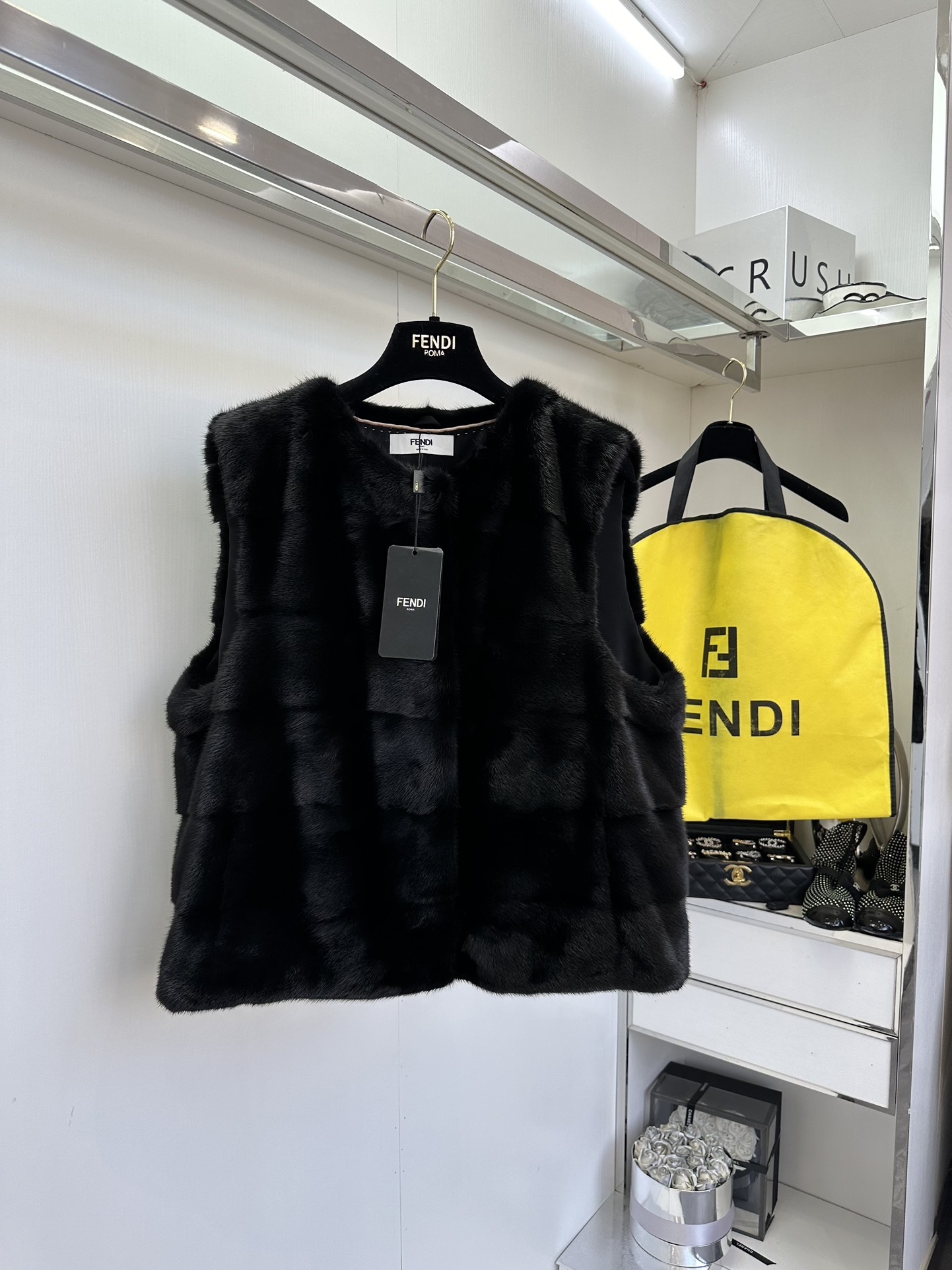 Luxurious Copenhagen-Class Purple Mink Suit with Dustproof Bags – F*NDI - 图片 1