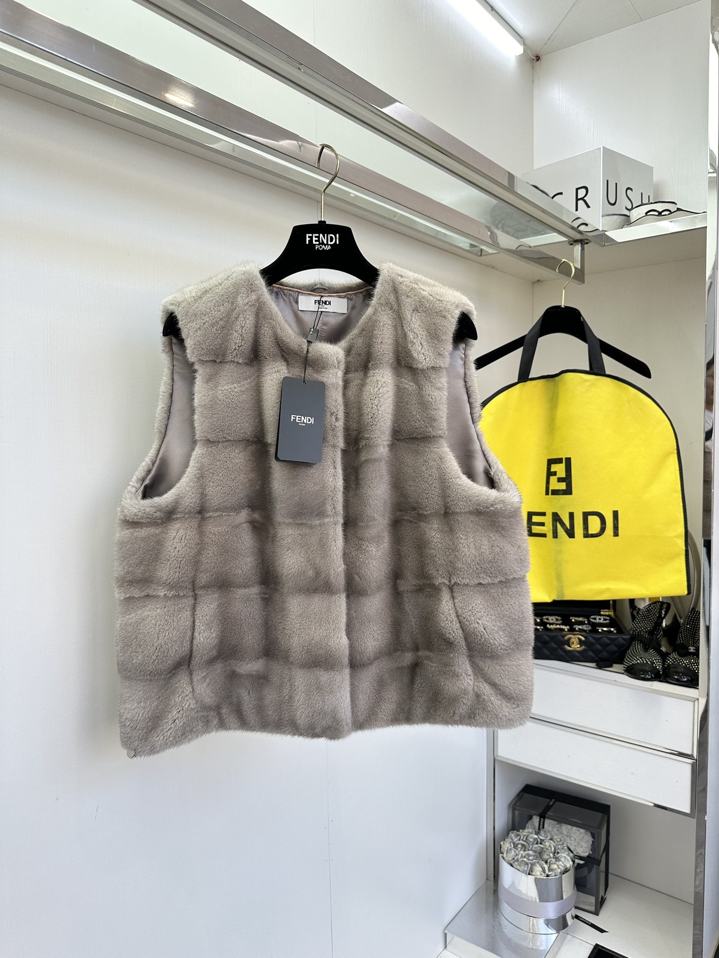 Fendi Abbigliamento Gilet Beige Nero Colore caffè Grigio Viola