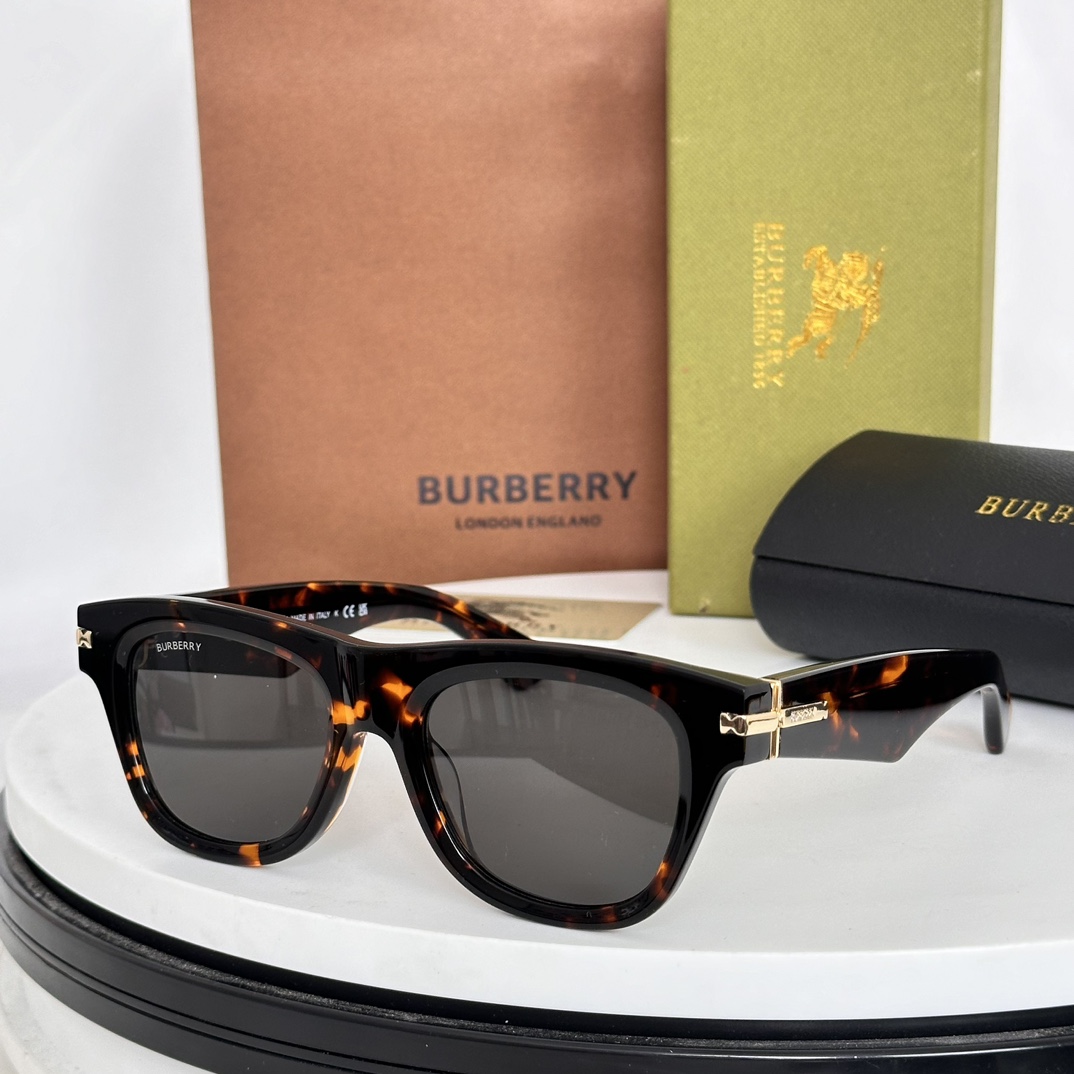 ️BURBERR*️️️MODELBE4438U️️️SIZE50口19-145️️