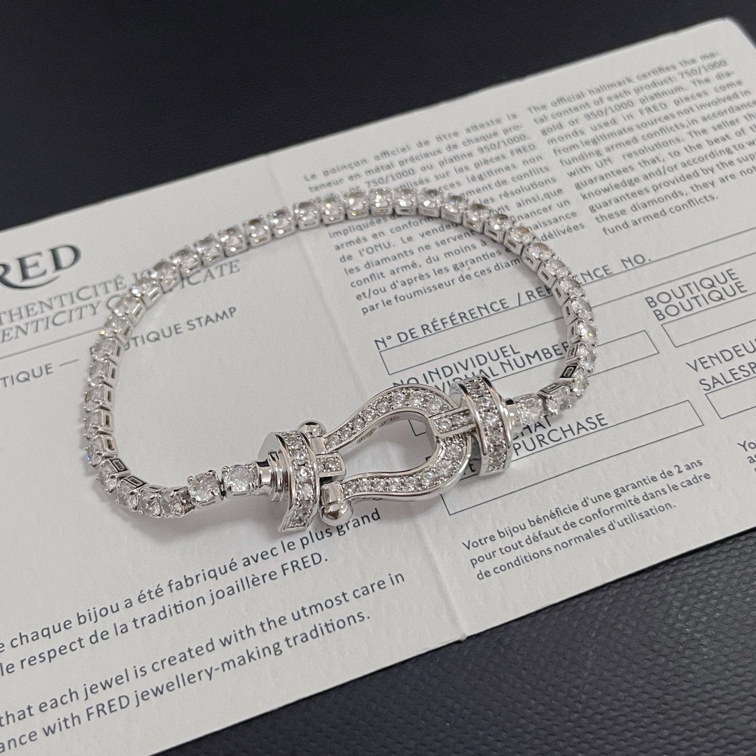 “Custom Drilled Hoove Chains with Thicker Plating and Logo for Four-String Classics”
