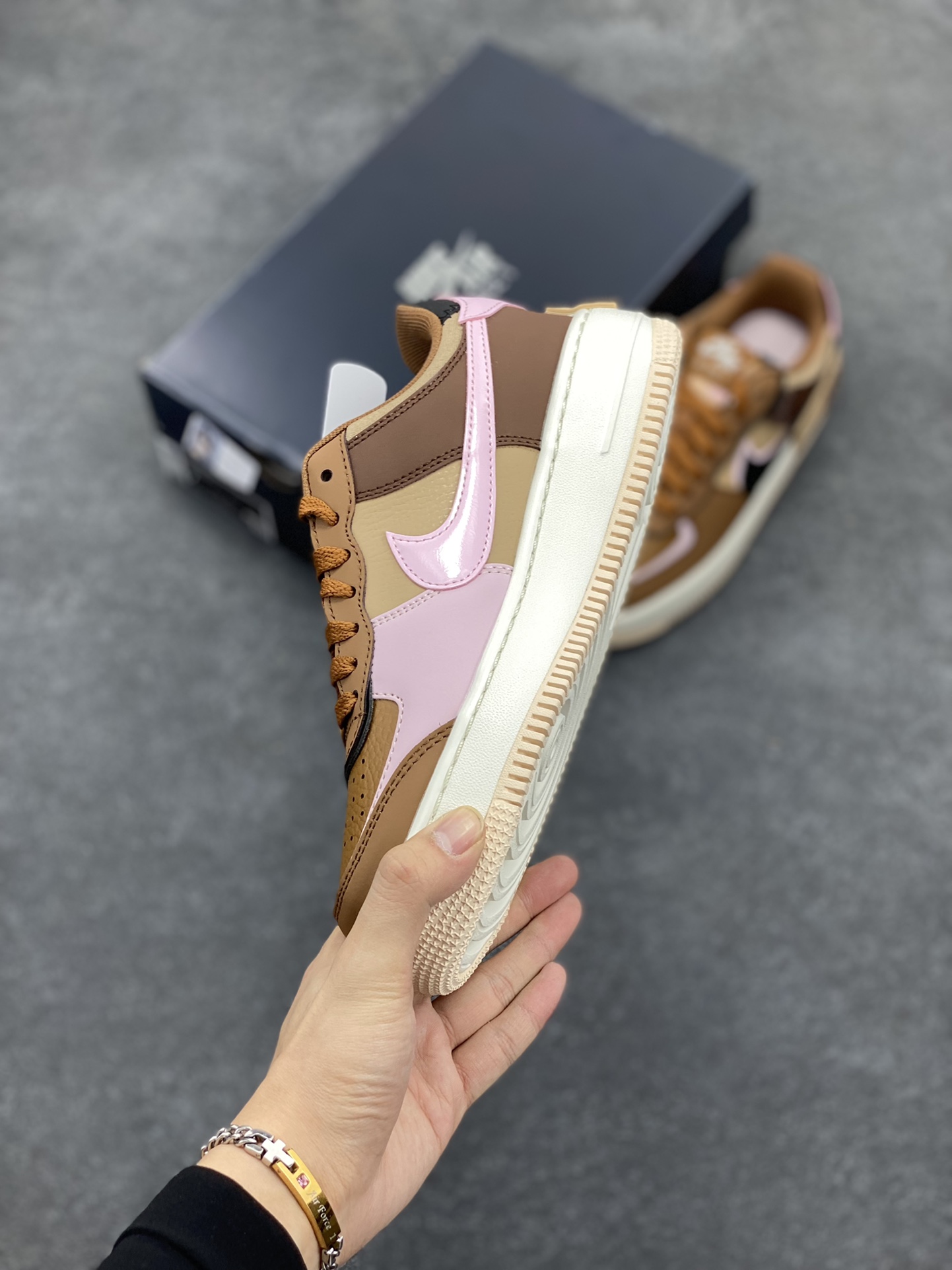 图片[3]-NK Air Force 1 Shadow 轻量增高低帮百搭板鞋\”拼接马卡龙\” 全新少女系解构主义设计双层轻量EVA发泡中底+防滑RB橡胶外圈底鞋底 原楦头原纸板 打造纯正空军版型 专注外贸渠道 全掌内置蜂窝气垫 原盒配件 原厂中底钢印、拉帮完美 货号： DZ1847-200 尺码：35.5 36 36.5 37.5 38 38.5 39 40-选品中心