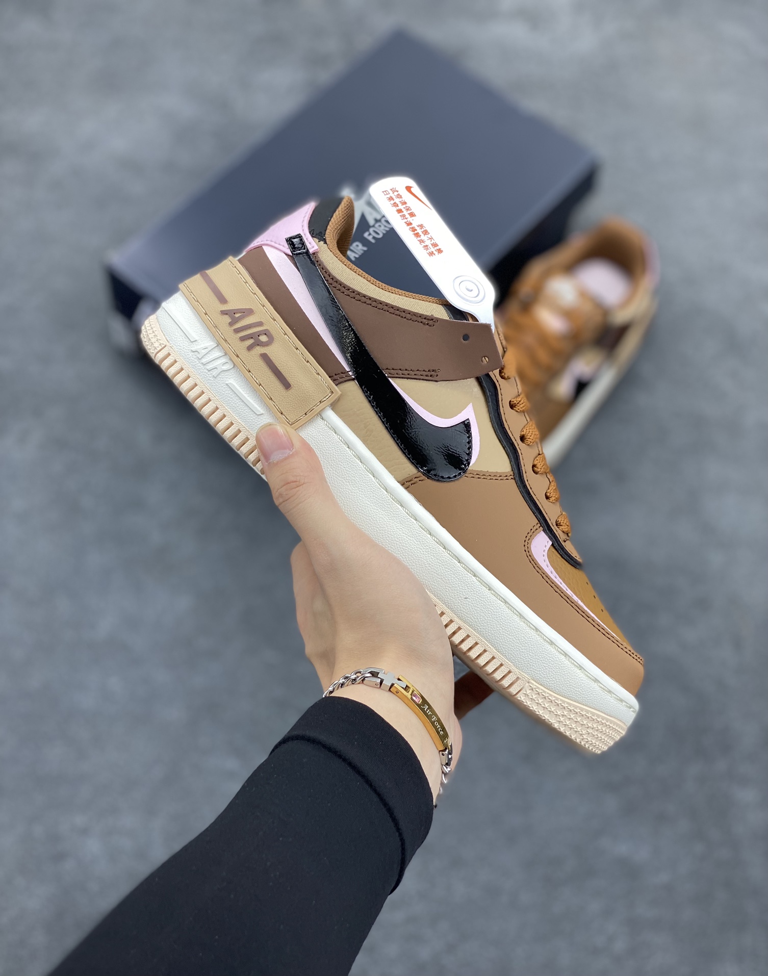 NK Air Force 1 Shadow 轻量增高低帮百搭板鞋\”拼接马卡龙\” 全新少女系解构主义设计双层轻量EVA发泡中底+防滑RB橡胶外圈底鞋底 原楦头原纸板 打造纯正空军版型 专注外贸渠道 全掌内置蜂窝气垫 原盒配件 原厂中底钢印、拉帮完美 货号: DZ1847-200 尺码:35.5 36 36.5 37.5 38 38.5 39 40-选品中心