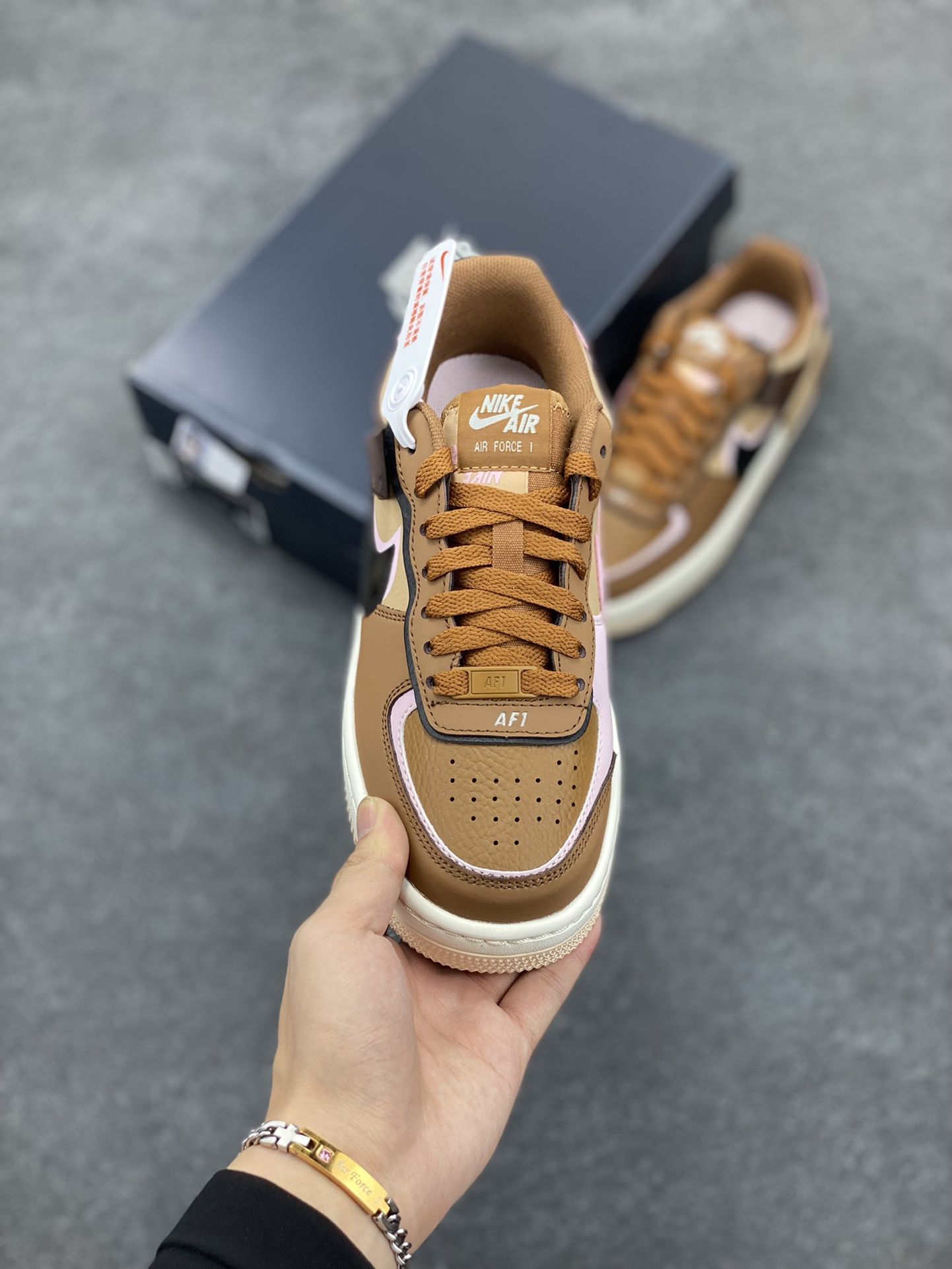 图片[2]-NK Air Force 1 Shadow 轻量增高低帮百搭板鞋\”拼接马卡龙\” 全新少女系解构主义设计双层轻量EVA发泡中底+防滑RB橡胶外圈底鞋底 原楦头原纸板 打造纯正空军版型 专注外贸渠道 全掌内置蜂窝气垫 原盒配件 原厂中底钢印、拉帮完美 货号： DZ1847-200 尺码：35.5 36 36.5 37.5 38 38.5 39 40-选品中心