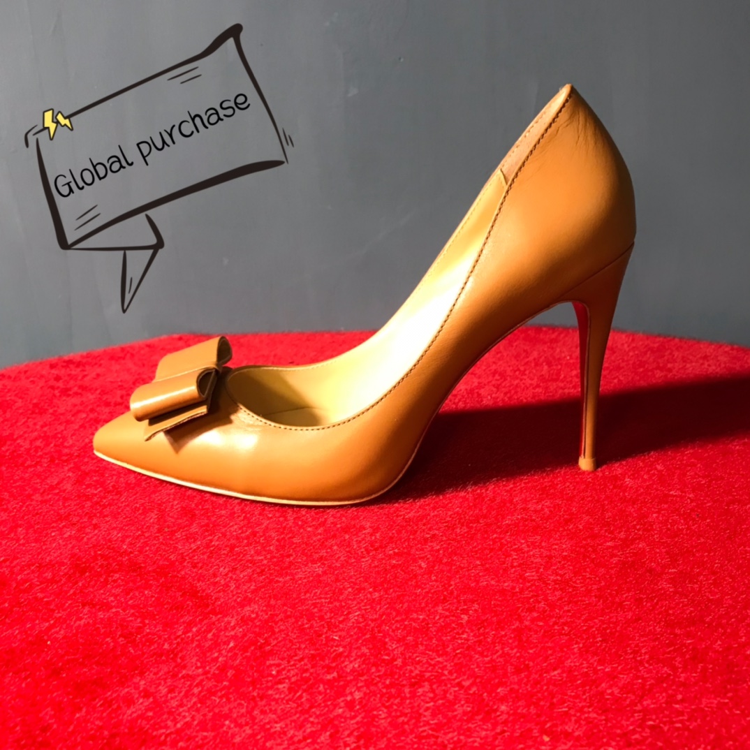 NO:100475,High-end customization 2025 Spring Wheat Classic Series! H10Cm, size 35-42.9033-Brown cowhide, leather big bottom official website synchronization Standard European code Reference:9033- Color:.brown Material:Cowhide Lining:goat leather Heel height:10Cm Sole:leather sole Size:EU 35-42 (US 4-11):,,christian louboutin,cowhide,Leather soles19860909高端订制 2025春麥精典款系列！ H10Cm,尺码35-42码.9033-棕牛皮,真皮大底官网同步 标准欧码 Reference:9033- Color:.brown Material:Cowhide Lining:goat leather Heel heigh:10Cm Sole:leather sole Size:EU 35－42（US 4一11) :,,christian louboutin,cowhide,Leather soles,Women's Shoes