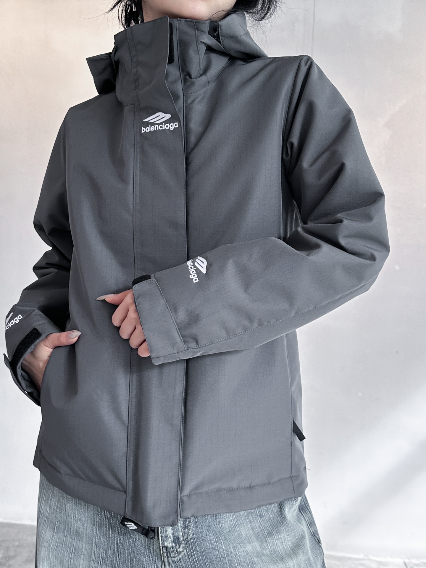 🌾NEW｜「skieear」3b sports🎿滑雪系列新款外套，进口暗纹肌理面部手感超棒，内胆夹棉保暖