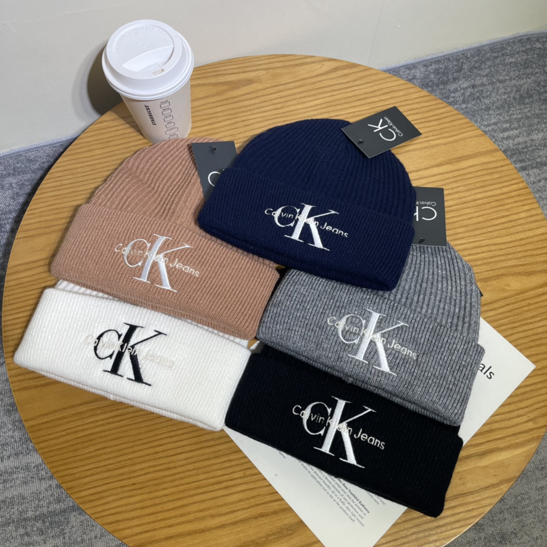 F1 CK EMBROIDERED FUR HAT
