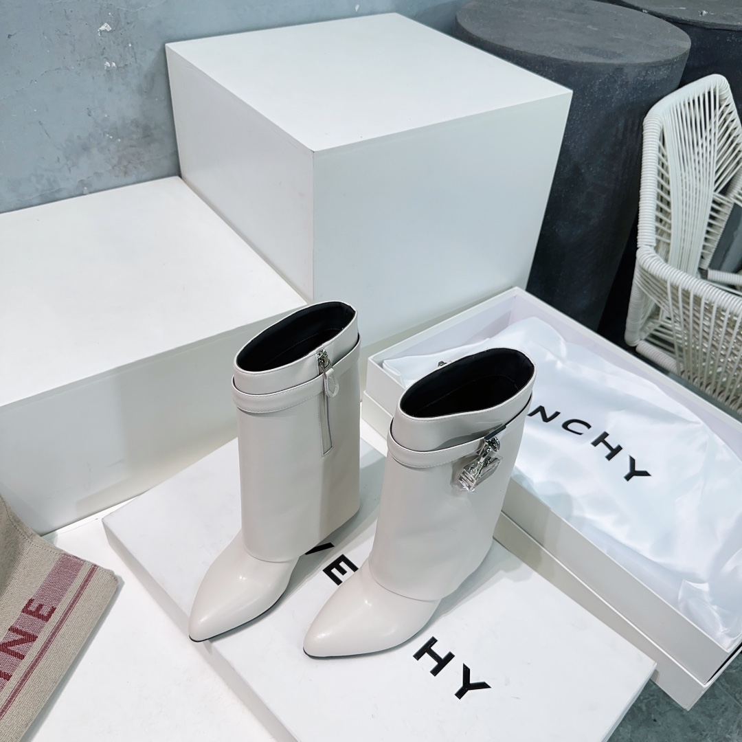 [Givenchy Women