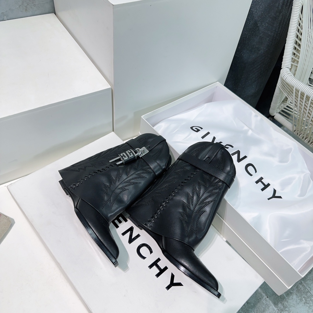 [Givenchy Women