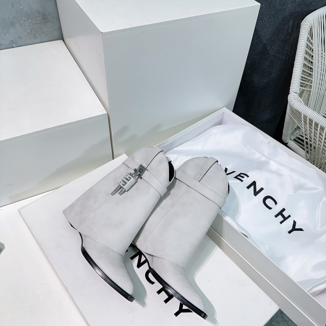 [Givenchy Women