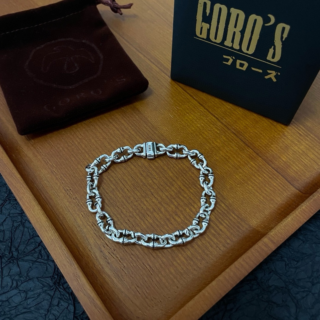 💰125 【新品上架】Goro’s高桥吾郎手链，顶级版本 认准独家拍摄 主攻高端市场 绝对区别普通版本！图片产品细节与ZP一致！原版制作工艺 精工品质 纯手工打造 ～正品开模💝潮流时尚必备 男女均可佩戴 情侣款同款 摇滚朋克泰银风格 复古元素 潮流百搭 官网同款❤️