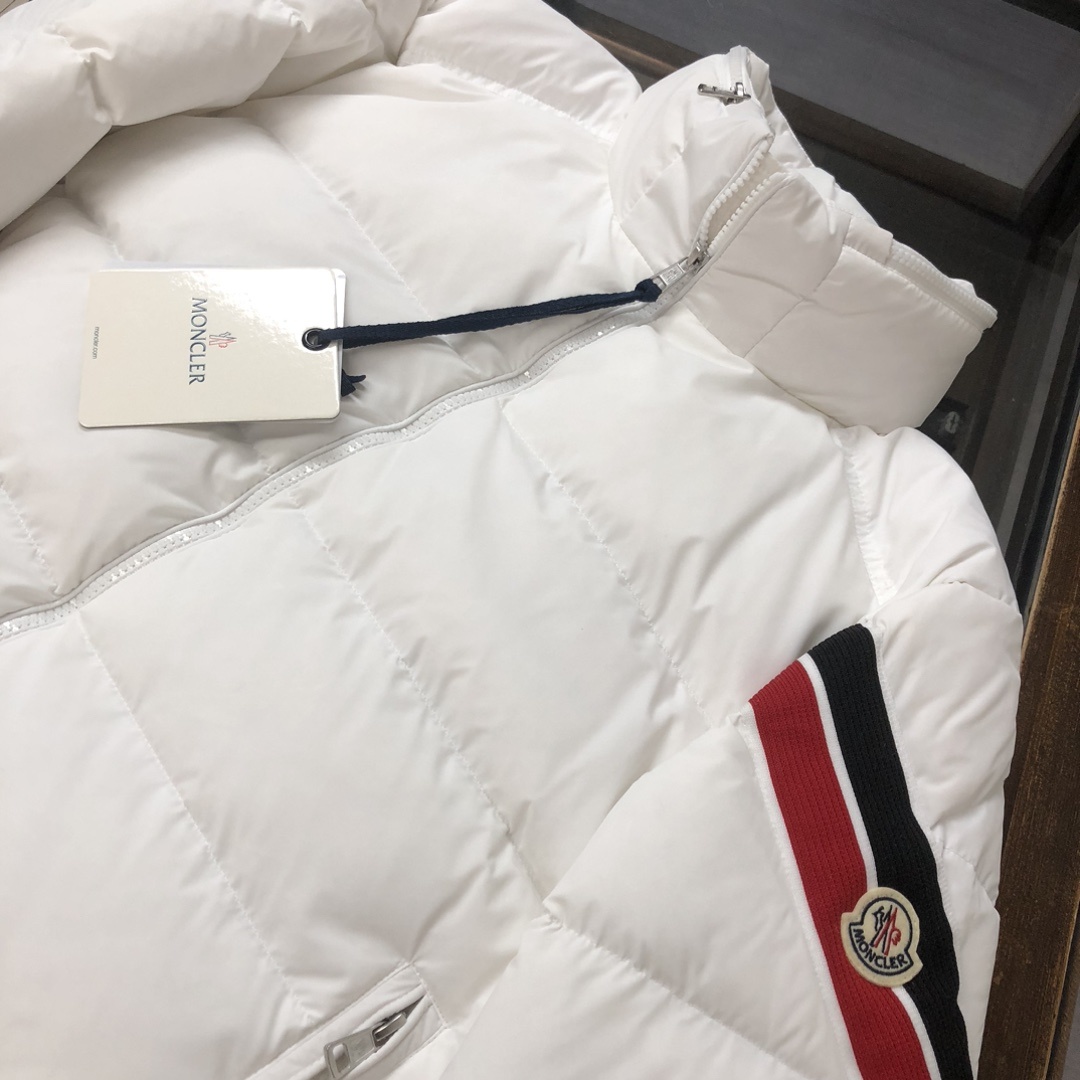 🆕❤️🆕蒙口 Moncler Solayan男士三色饰边短款羽绒夹克外套!最新官网同步有售!!白鸭绒填充