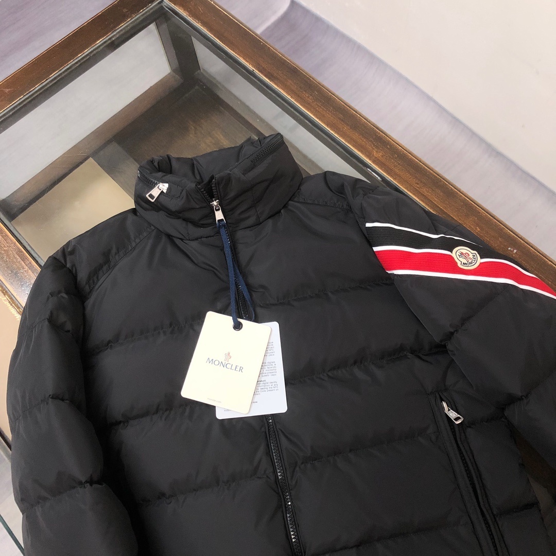 🆕🆕蒙口 Moncler Solayan男士三色饰边短款羽绒夹克外套!最新官网同步有售!!白鸭绒填充~最