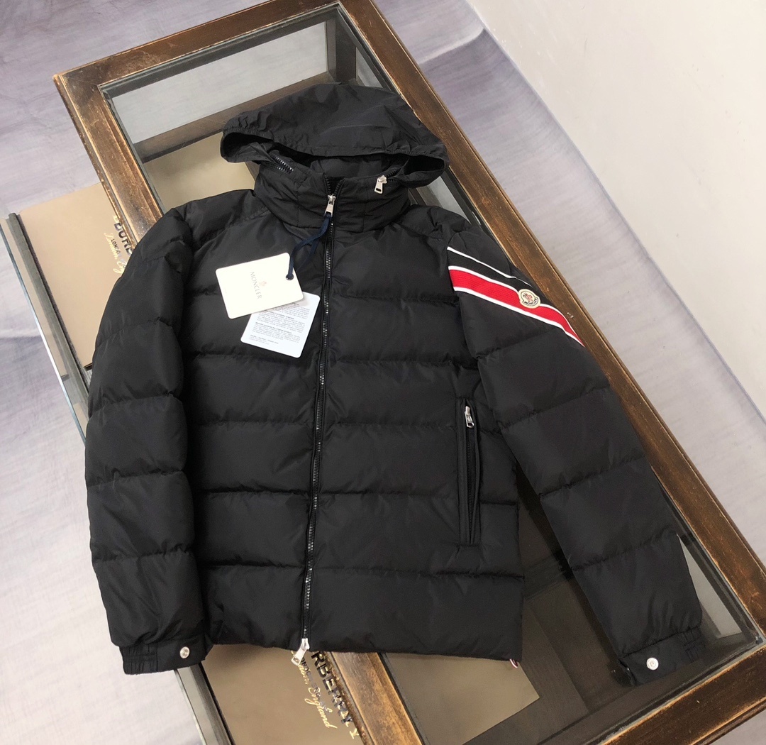 🆕🆕蒙口 Moncler Solayan男士三色饰边短款羽绒夹克外套!最新官网同步有售!!白鸭绒填充~最