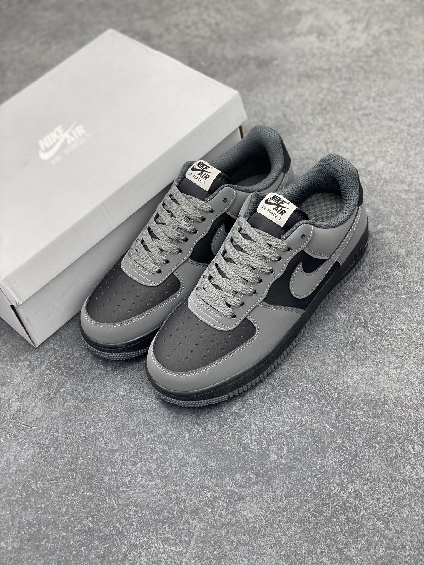 图片[8]-Nike Air Force 1 ’07 Low 空军一号低帮百搭休闲运动板鞋。柔软、弹性十足的缓震性能和出色的中底设计，横跨复古与现代的外型结合，造就出风靡全球三十多年的Force 1，直到今天还深受青睐 货号：820266-020 尺码：36 36.5 37.5 38 38.5 39 40 40.5 41 42 42.5 43 44 44.5 45-选品中心