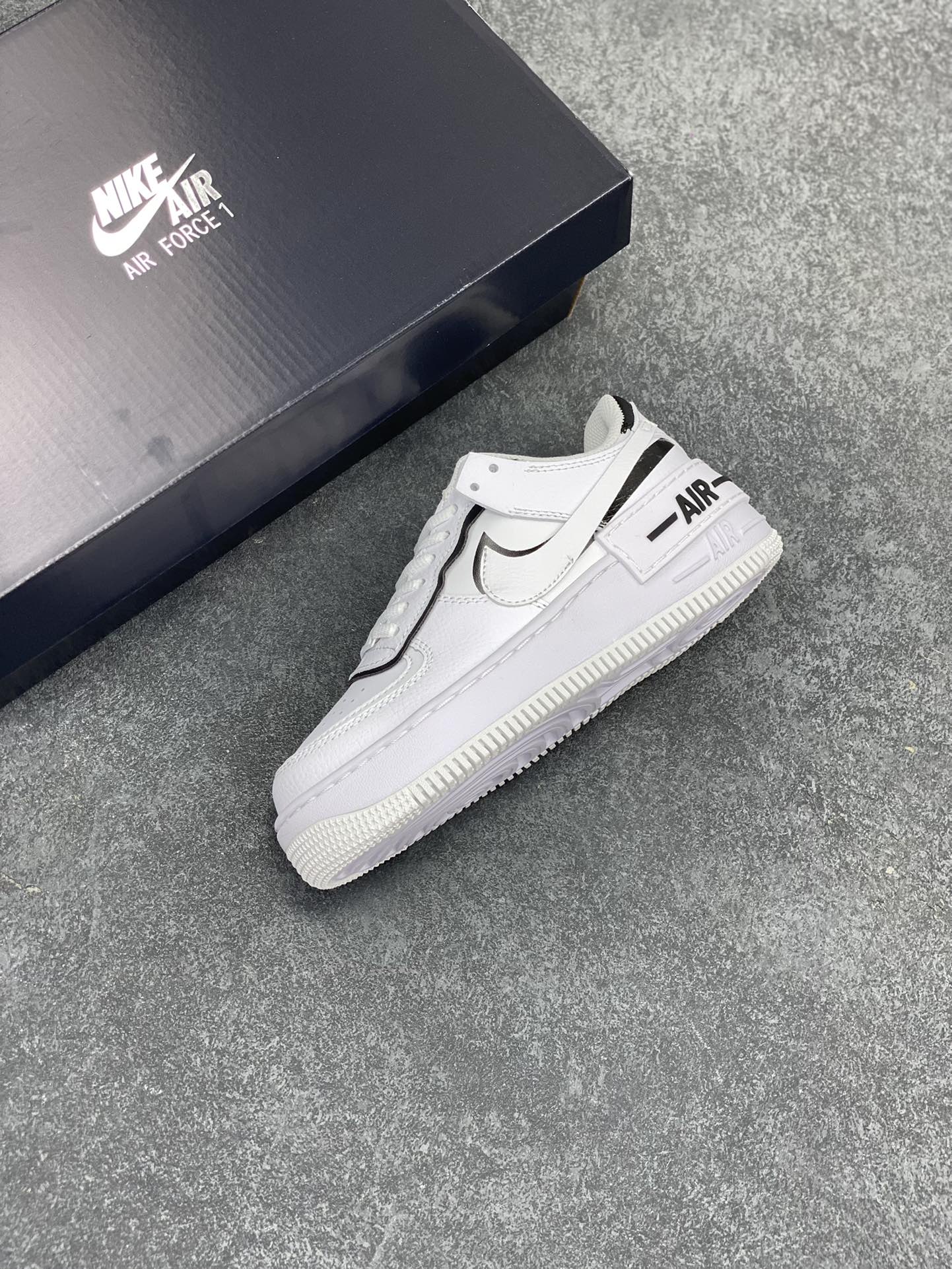 图片[7]-NK Air Force 1 Shadow 轻量增高低帮百搭板鞋\”拼接马卡龙\” 全新少女系解构主义设计双层轻量EVA发泡中底+防滑RB橡胶外圈底鞋底 原楦头原纸板 打造纯正空军版型 专注外贸渠道 全掌内置蜂窝气垫 原盒配件 原厂中底钢印、拉帮完美 货号： CI0919-001 尺码：35.5 36 36.5 37.5 38 38.5 39 40 40.5 41 42-选品中心