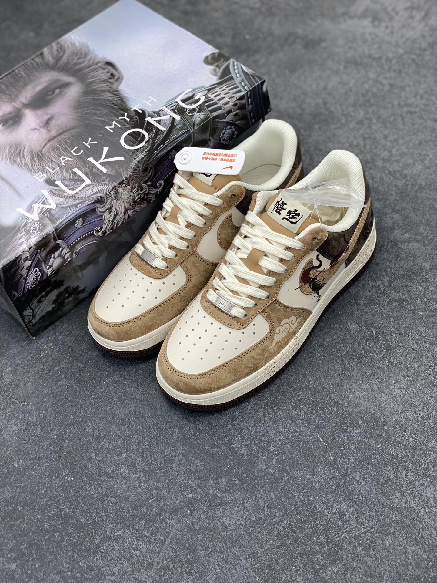 图片[8]-NIke Air Force 1 \’07 Low “悟空”空军一号 低帮 运动鞋 休闲鞋 折边针车 工艺难度大 原楦头原纸板 原装鞋盒 定制五金配件 内置全掌气垫 原厂鞋底 货号：DM1688-803 尺码：36 36.5 37.5 38 38.5 39 40 40.5 41 42 42.5 43 44 44.5 45-选品中心