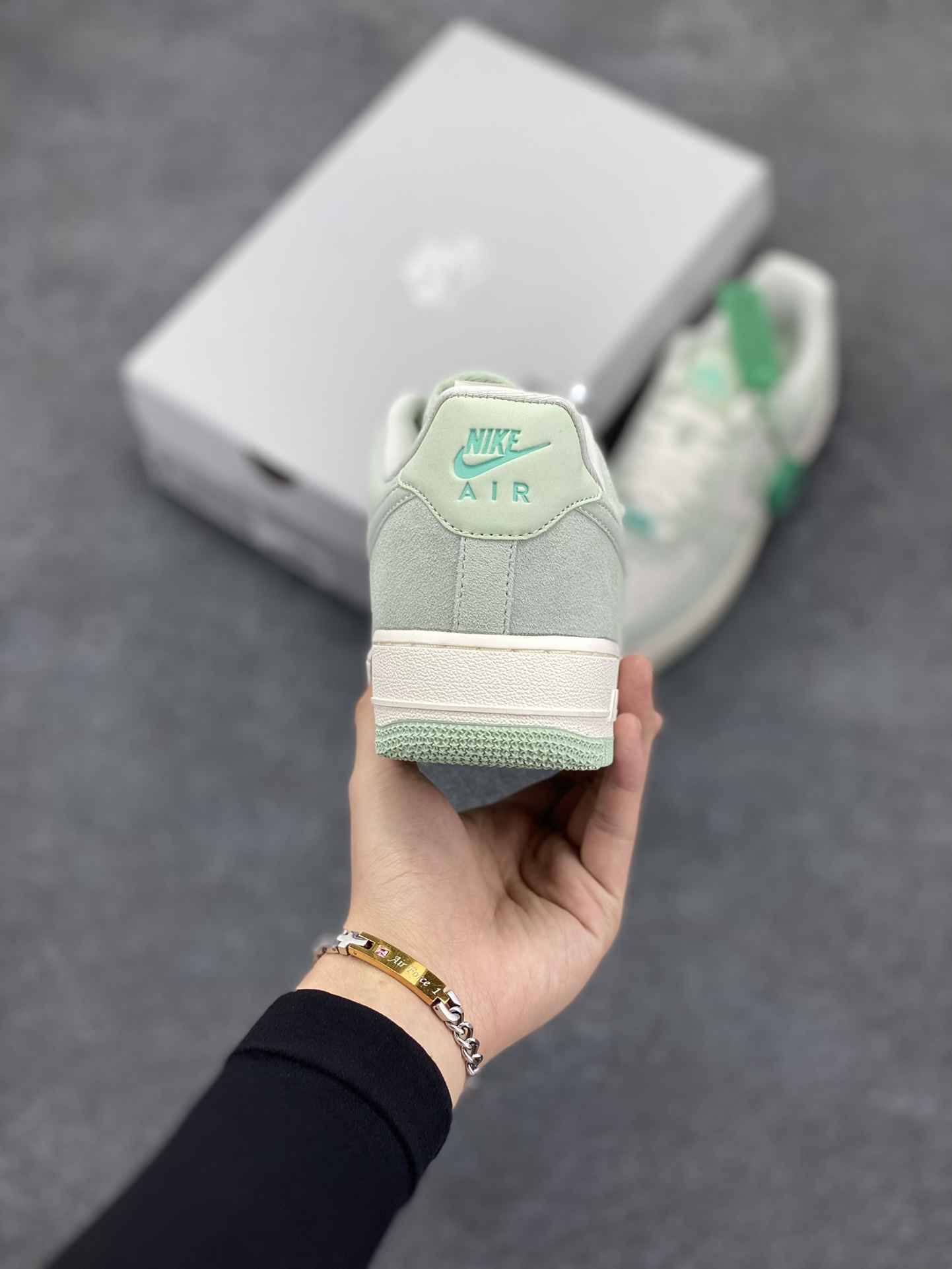 图片[4]-HY版本💯 Nike Air Force 1 Low 07 翻毛薄荷浅绿 原楦头原纸板 打造纯正低帮空军版型 专注外贸渠道 全掌内置蜂窝气垫 原盒配件 原厂中底钢印、拉帮完美 货号：HQ1497-099 尺码：35.5 36 36.5 37.5 38 38.5 39 40 40.5 41 42 42.5 43 44 44.5 45-选品中心