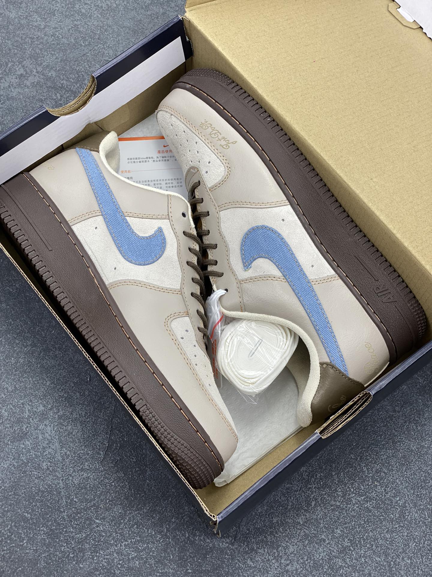 图片[9]-Nike Air Force 1 Low 蓝棕 空军一号低帮运动休闲板鞋 原楦头原纸板 打造纯正空军版型 专注外贸渠道 全掌内置蜂窝气垫 原盒配件 原厂中底钢印、拉帮完美 货号：HQ3458-142 尺码：36 36.5 37.5 38 38.5 39 40 40.5 41 42 42.5 43 44 44.5 45-选品中心