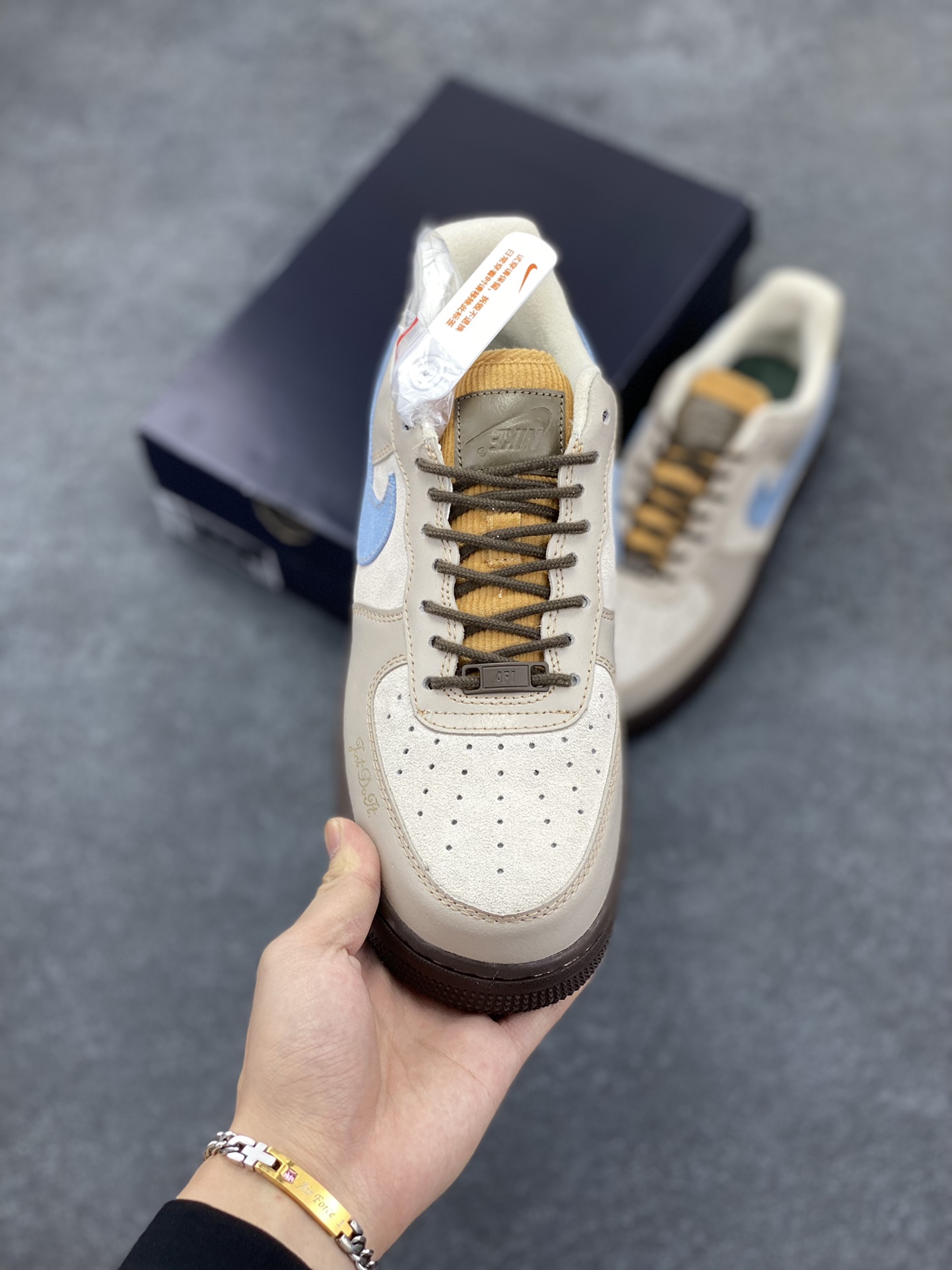 图片[2]-Nike Air Force 1 Low 蓝棕 空军一号低帮运动休闲板鞋 原楦头原纸板 打造纯正空军版型 专注外贸渠道 全掌内置蜂窝气垫 原盒配件 原厂中底钢印、拉帮完美 货号：HQ3458-142 尺码：36 36.5 37.5 38 38.5 39 40 40.5 41 42 42.5 43 44 44.5 45-选品中心