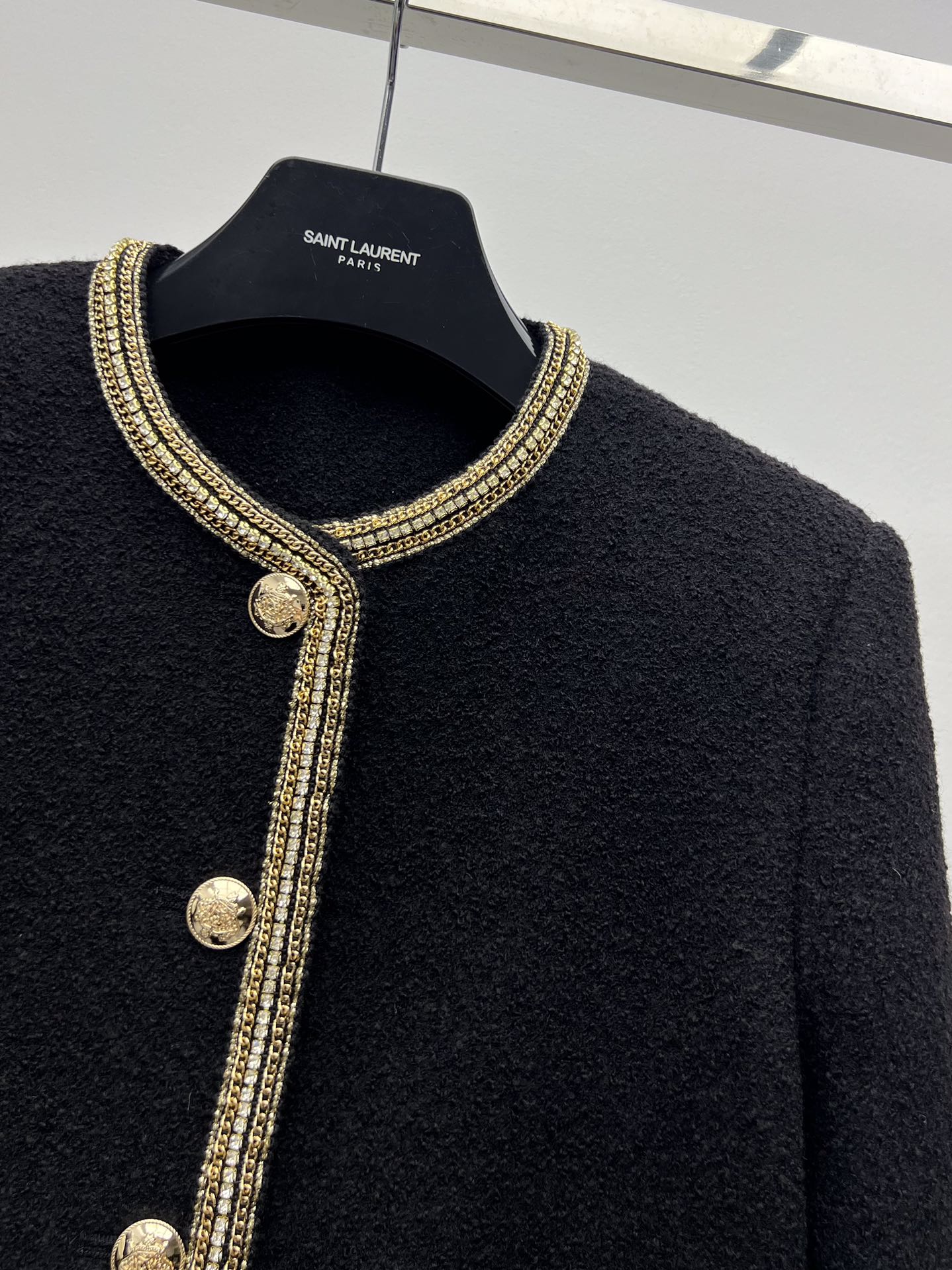 Fashion Highlights: Versatile Female Suit, Wool and Flower Details, Elegant Diamond Chain - 图片 2