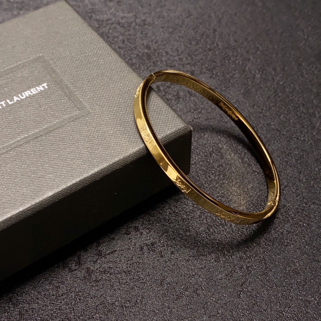 Luxury Fashion Icon: YSL St. Roland 18K Steel Watch Collection, 1961 Creation - 图片 6