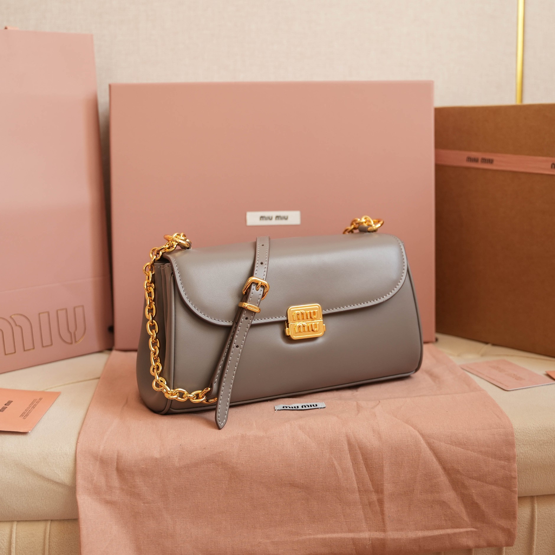 [Miu Miu Women
