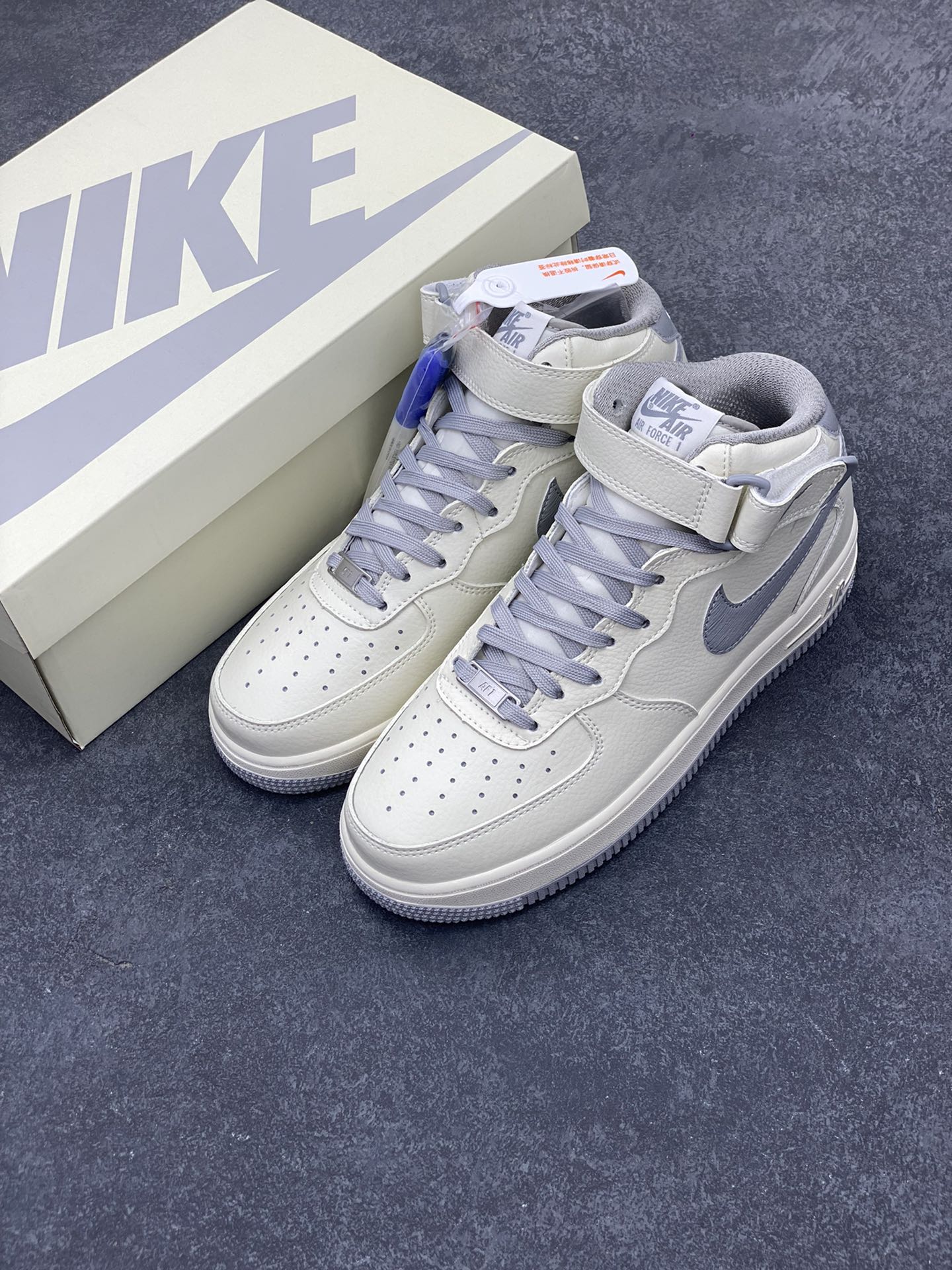 图片[8]-小红书爆款  Nike Air Force 1 MID “米深灰”配色高帮空军一号休闲板鞋 定制皮料 原楦原纸板 纯正空军版型 高清洁度 内置全掌气垫  货号：PA0920-608 尺码：36 36.5 37.5 38 38.5 39 40 40.5 41 42 42.5 43 44 44.5 45-选品中心