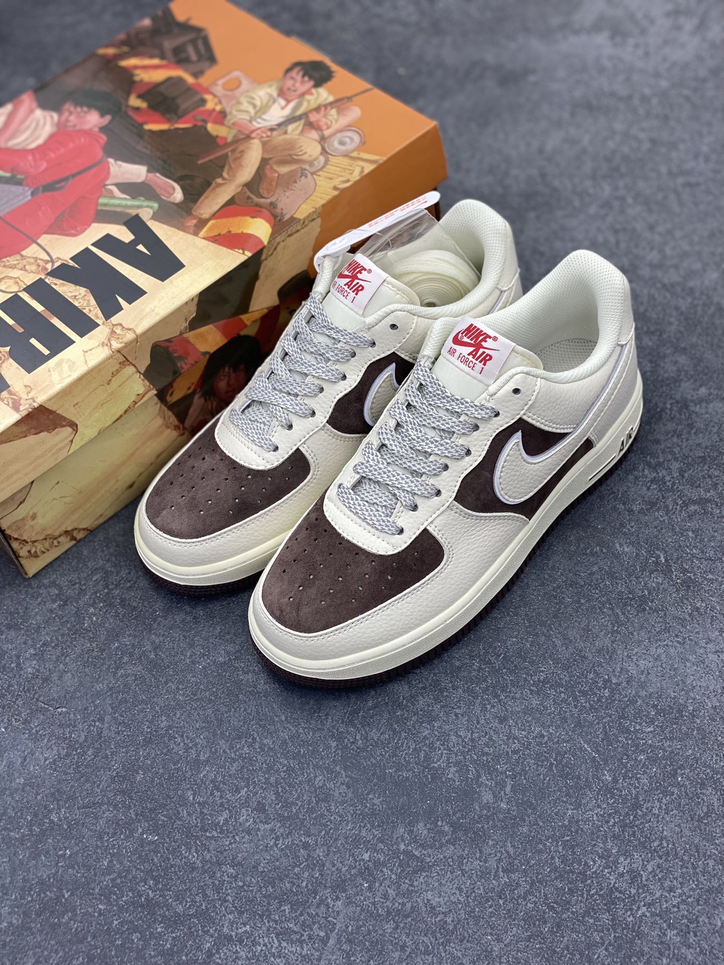 图片[8]-AKIRA×Nike Air Force 1 Low ’07 奶咖麂皮 配色 头成麂皮 满天星配色 空军一号低帮休闲板鞋 原厂麂皮 原楦原纸板 纯正版型 正品NFC感应芯片 高清洁度 内置全掌气垫 货号：DU0820-216 尺码：36 36.5 37.5 38 38.5 39 40 40.5 41 42 42.5 43 44 44.5 45-选品中心