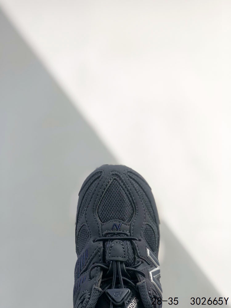 图片[8]-New Balance/新百伦 公司级 9060系列 童鞋版本上线,潮爹潮妈追寻的单品!!采用反绒面革及透气斜纹帆布料拼接鞋面材质，中底嵌入ABZORB缓震科技材料及后跟嵌入TPU装饰条稳固❗️ 复古爱好者看过来,全新配色!全新NB新百伦New Balance 9060\”Driftwood Castlerock\”系列复古百搭老爹风小象蹄休闲运动跑步鞋“浮木棕深灰 P类型：童鞋 版本：公司级 尺码：28 29 30 31 32 33 34 35-选品中心