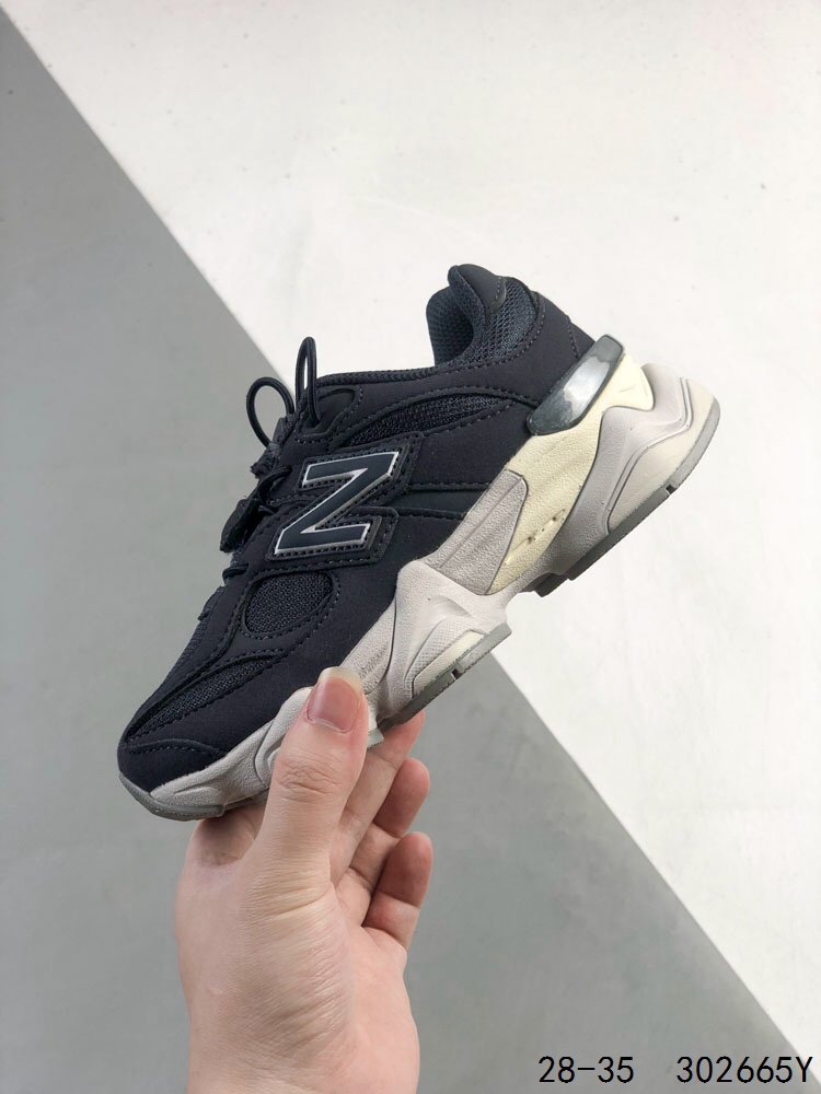 图片[6]-New Balance/新百伦 公司级 9060系列 童鞋版本上线,潮爹潮妈追寻的单品!!采用反绒面革及透气斜纹帆布料拼接鞋面材质，中底嵌入ABZORB缓震科技材料及后跟嵌入TPU装饰条稳固❗️ 复古爱好者看过来,全新配色!全新NB新百伦New Balance 9060\”Driftwood Castlerock\”系列复古百搭老爹风小象蹄休闲运动跑步鞋“浮木棕深灰 P类型：童鞋 版本：公司级 尺码：28 29 30 31 32 33 34 35-选品中心