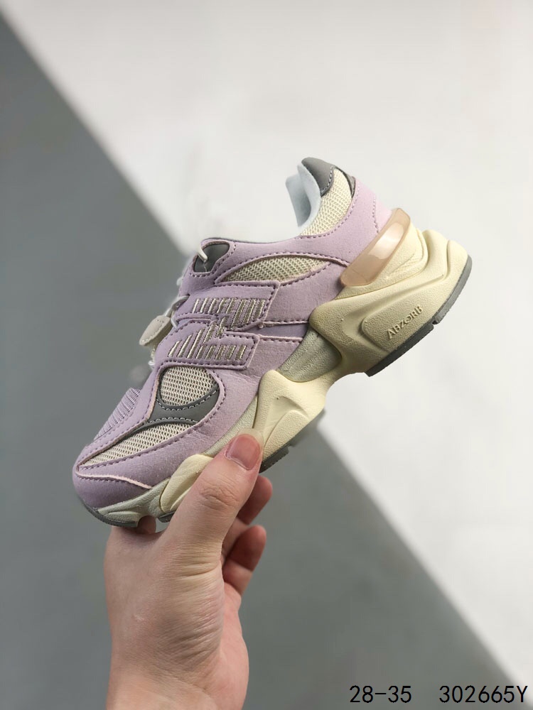 图片[3]-New Balance/新百伦 公司级 9060系列 童鞋版本上线,潮爹潮妈追寻的单品!!采用反绒面革及透气斜纹帆布料拼接鞋面材质，中底嵌入ABZORB缓震科技材料及后跟嵌入TPU装饰条稳固❗️ 复古爱好者看过来,全新配色!全新NB新百伦New Balance 9060\”Driftwood Castlerock\”系列复古百搭老爹风小象蹄休闲运动跑步鞋“浮木棕深灰 P类型：童鞋 版本：公司级 尺码：28 29 30 31 32 33 34 35-选品中心