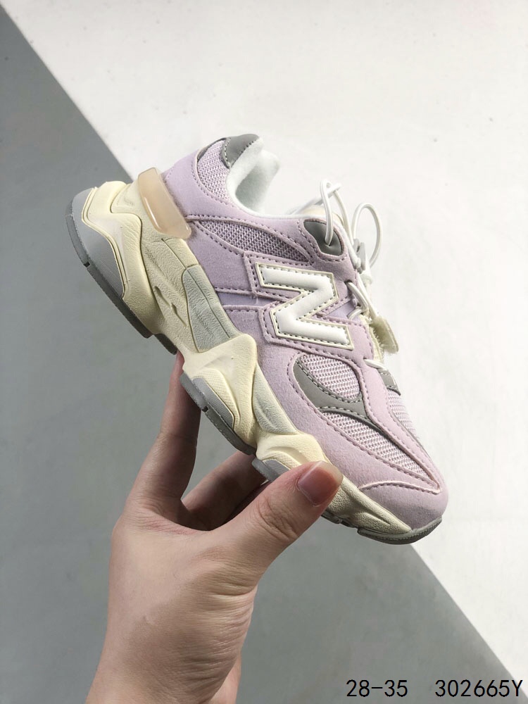 图片[4]-New Balance/新百伦 公司级 9060系列 童鞋版本上线,潮爹潮妈追寻的单品!!采用反绒面革及透气斜纹帆布料拼接鞋面材质，中底嵌入ABZORB缓震科技材料及后跟嵌入TPU装饰条稳固❗️ 复古爱好者看过来,全新配色!全新NB新百伦New Balance 9060\”Driftwood Castlerock\”系列复古百搭老爹风小象蹄休闲运动跑步鞋“浮木棕深灰 P类型：童鞋 版本：公司级 尺码：28 29 30 31 32 33 34 35-选品中心