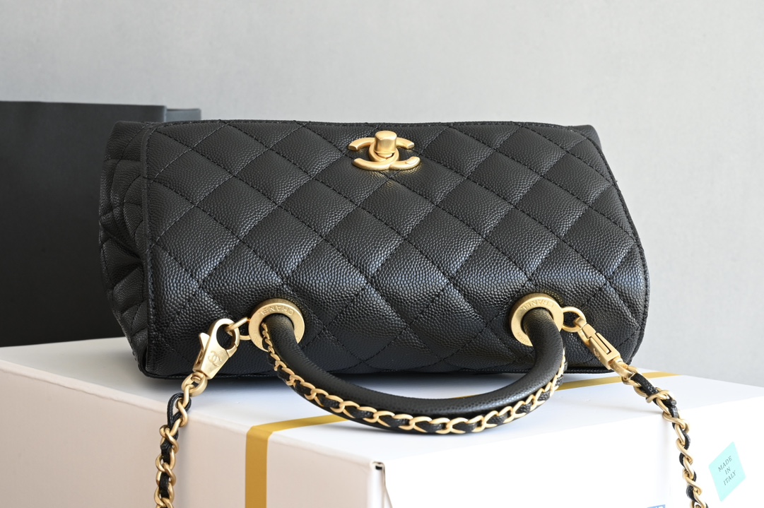 白金版▪️正品级 包装如图𝗖𝗛𝗔𝗡𝗘𝗟 全新升级版 𝗖𝗼𝗰𝗼 𝗵𝗮𝗻𝗱𝗹𝗲 黑色 小号心心念念的新版𝐜𝐨