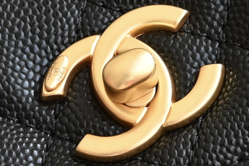 白金版▪️正品级 包装如图𝗖𝗛𝗔𝗡𝗘𝗟 全新升级版 𝗖𝗼𝗰𝗼 𝗵𝗮𝗻𝗱𝗹𝗲 黑色 小号心心念念的新版𝐜𝐨