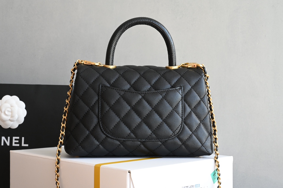 白金版▪️正品级 包装如图全新升级版 𝗖𝗵𝗮𝗻𝗲𝟭 𝗖𝗼𝗰𝗼𝗛𝗮𝗻𝗱𝗹𝗲小号 黑/黑蜥蜴皮手腕 鎏金/无