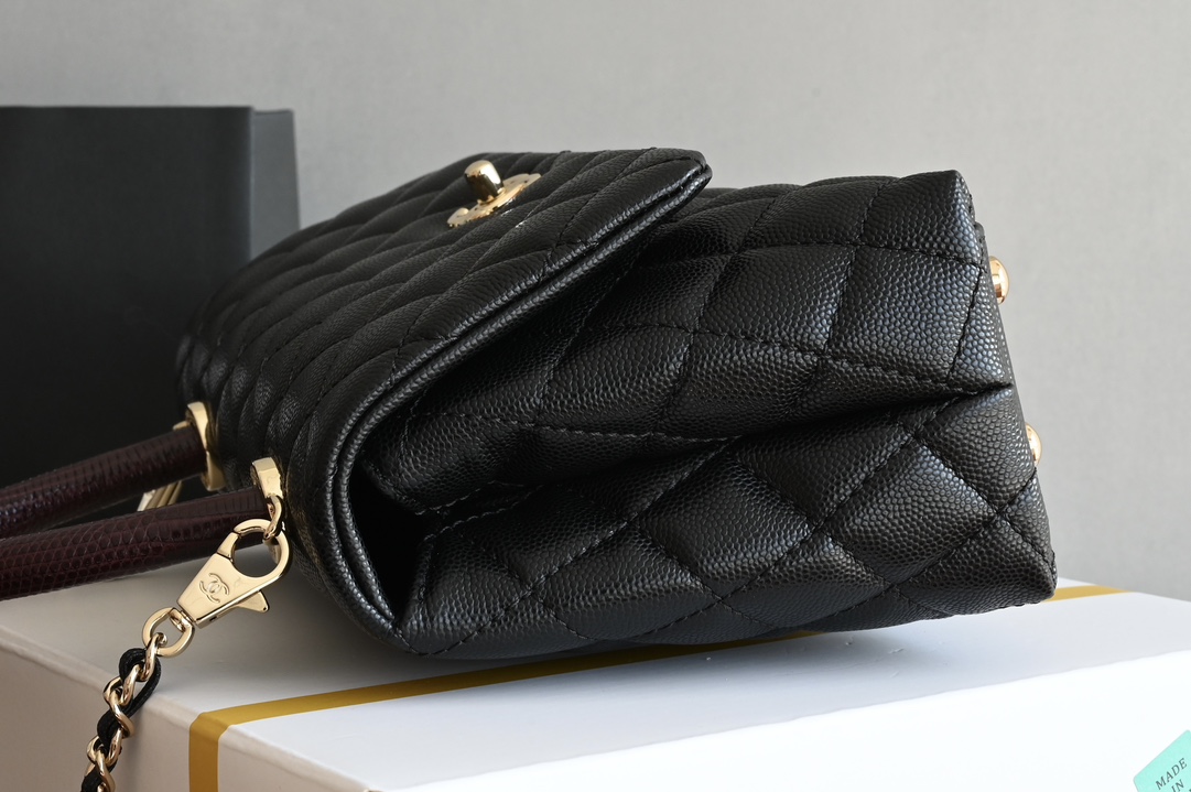 白金版▪️正品级 包装如图全新升级版 𝗖𝗵𝗮𝗻𝗲𝟭 𝗖𝗼𝗰𝗼𝗛𝗮𝗻𝗱𝗹𝗲小号 黑/红蜥蜴皮手腕 浅金，无