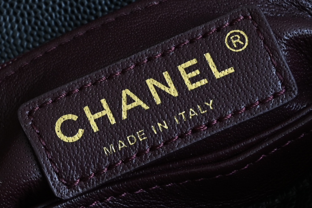 白金版▪️正品级 包装如图全新升级版 𝗖𝗵𝗮𝗻𝗲𝟭 𝗖𝗼𝗰𝗼𝗛𝗮𝗻𝗱𝗹𝗲小号 黑/红蜥蜴皮手腕 浅金，车