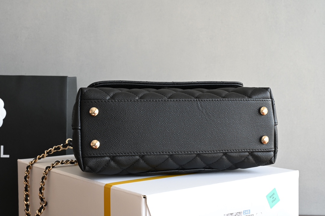 白金版▪️正品级 包装如图全新升级版 𝗖𝗵𝗮𝗻𝗲𝟭 𝗖𝗼𝗰𝗼𝗛𝗮𝗻𝗱𝗹𝗲小号 黑/红蜥蜴皮手腕 浅金，车