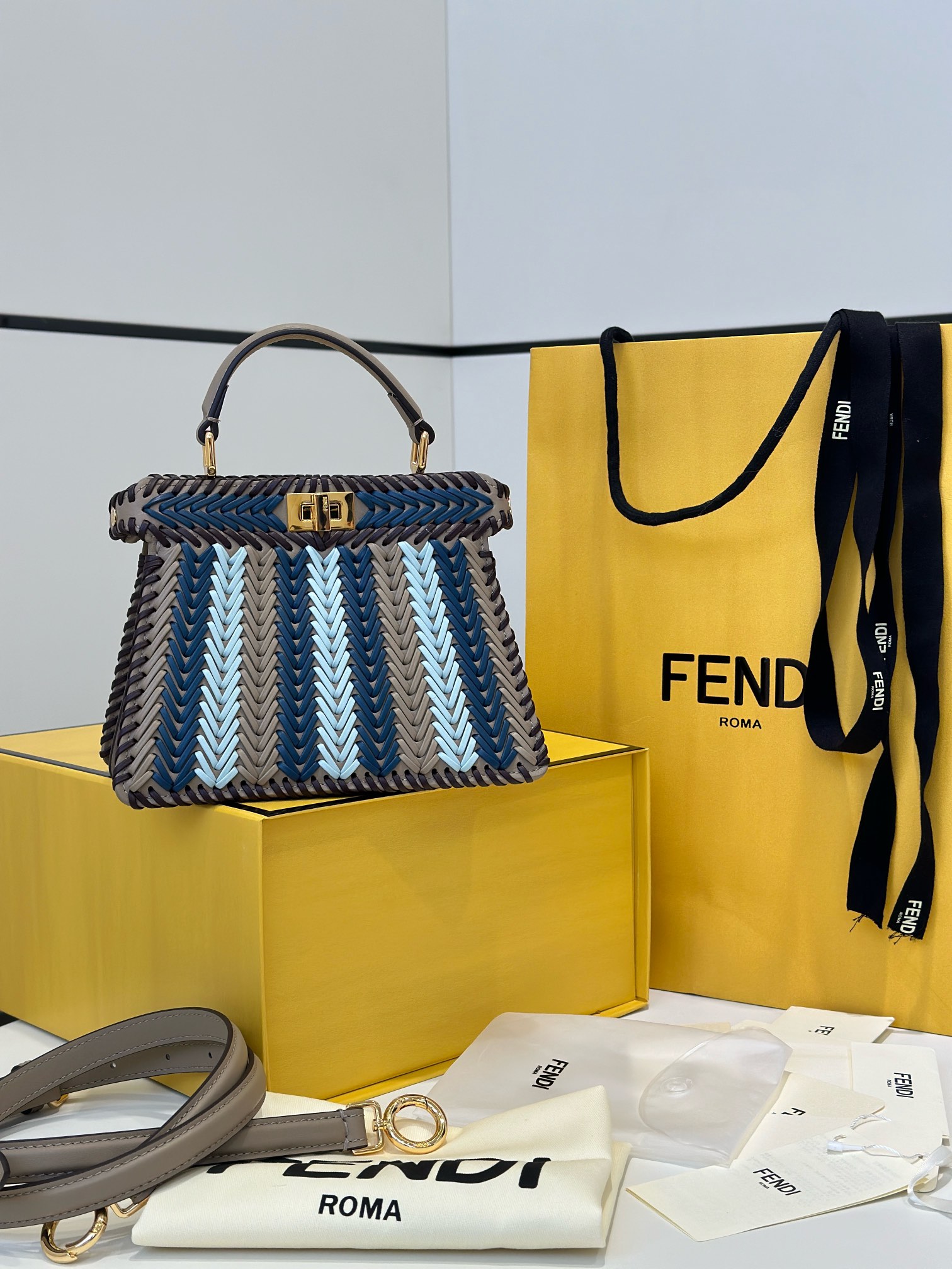 [Fendi Women