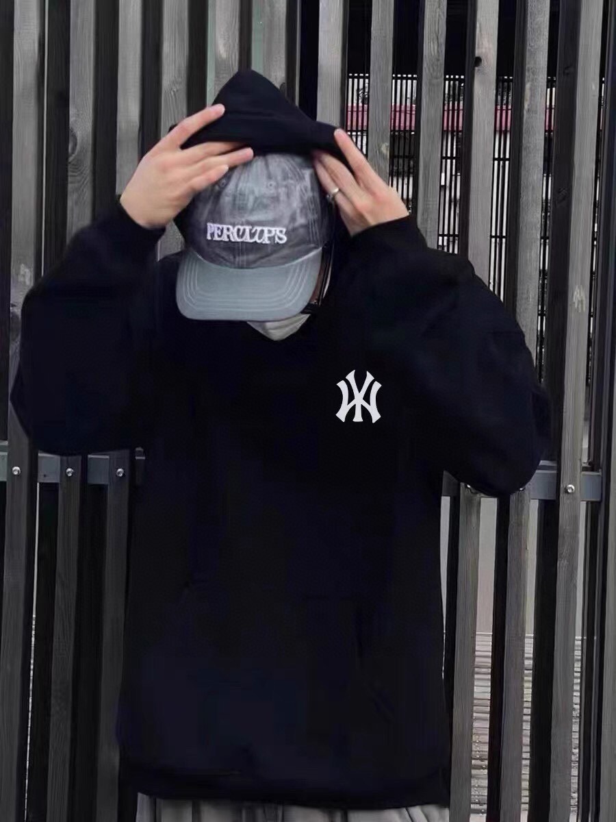 Yankees Velvet Caps Envelope Coat with Odell Mink – Perfect Return Rates - 图片 3
